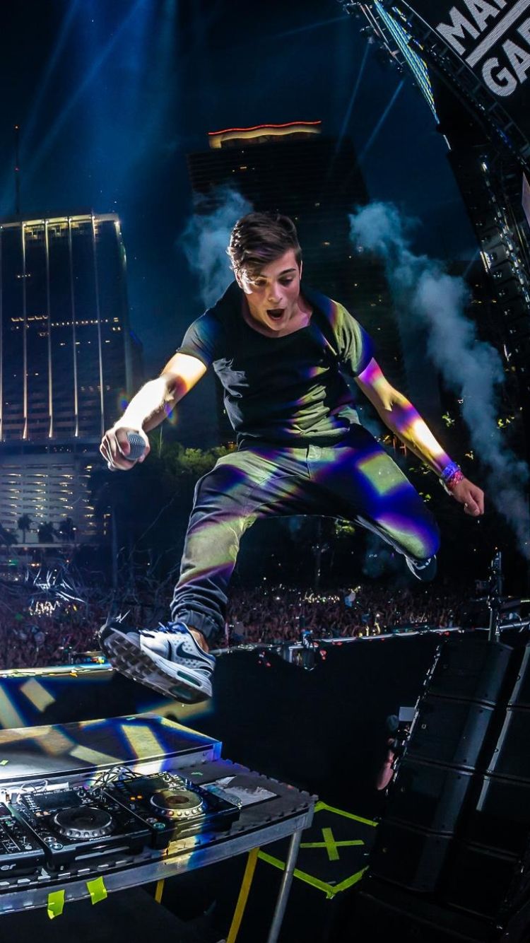 Music / Martin Garrix (750x1334) ID de fondo: 581976 - Abismo móvil