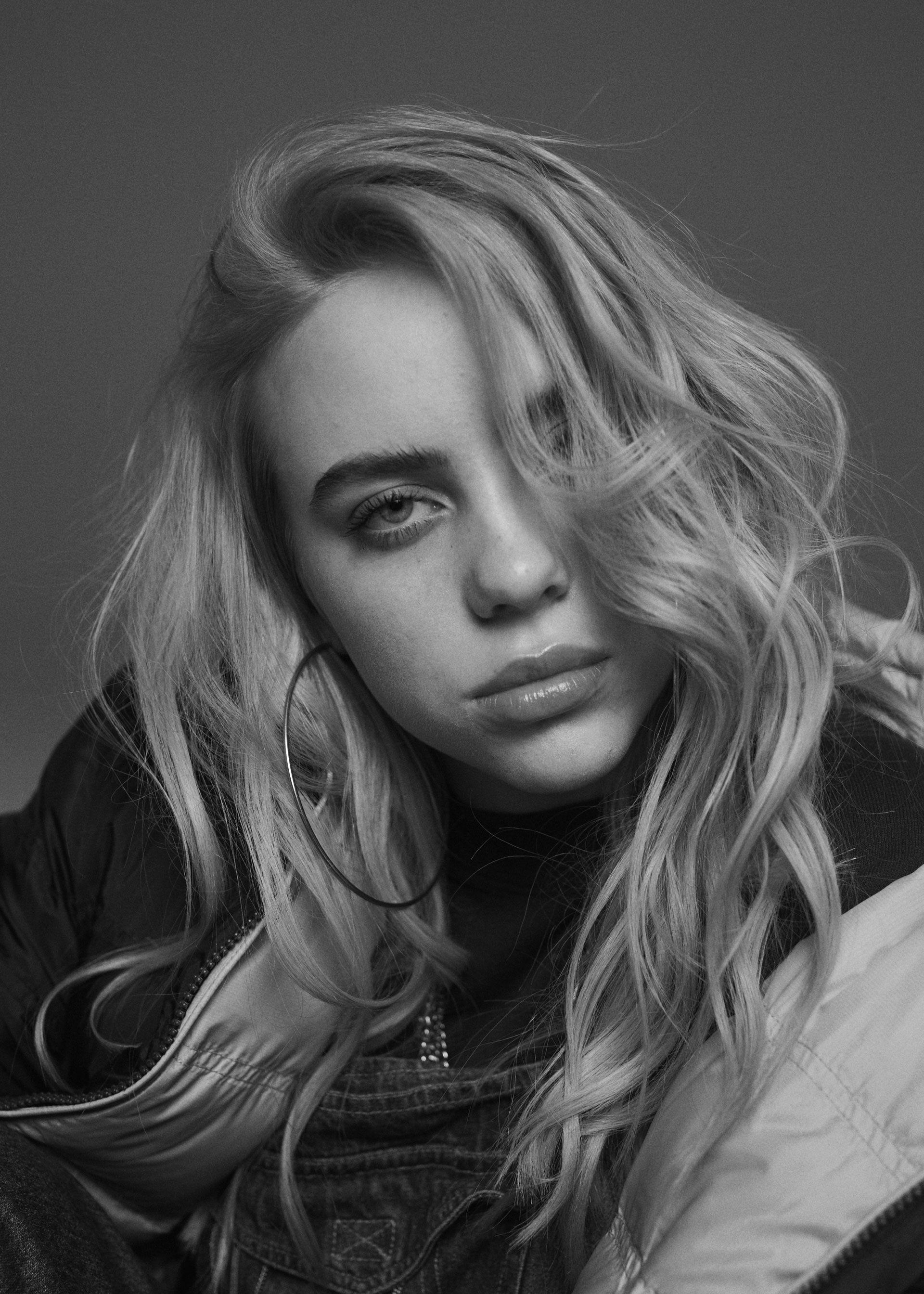 Fondo de pantalla de Billie Eilish 1920x2688