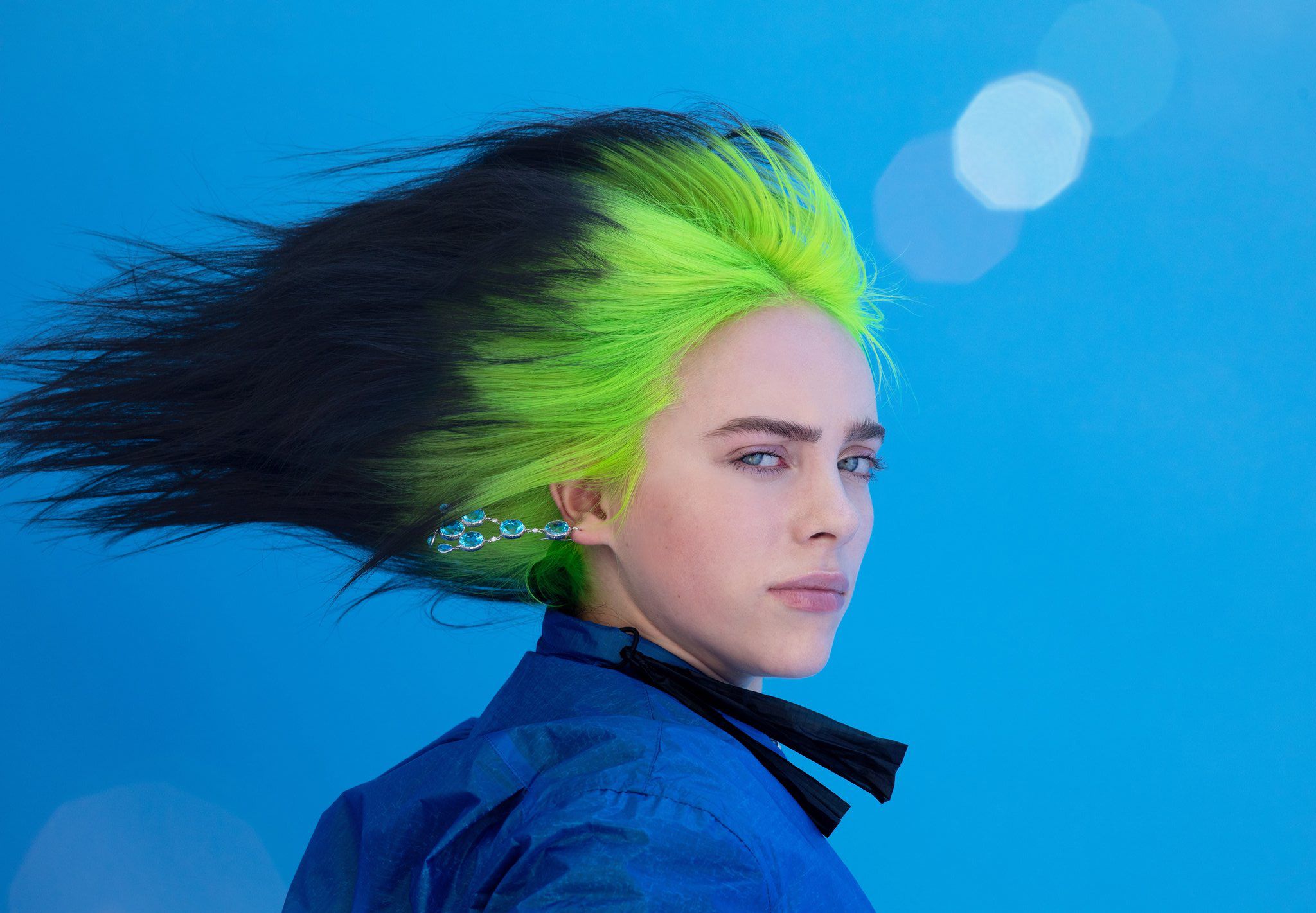 Fondo de pantalla de Billie Eilish 2048x1421