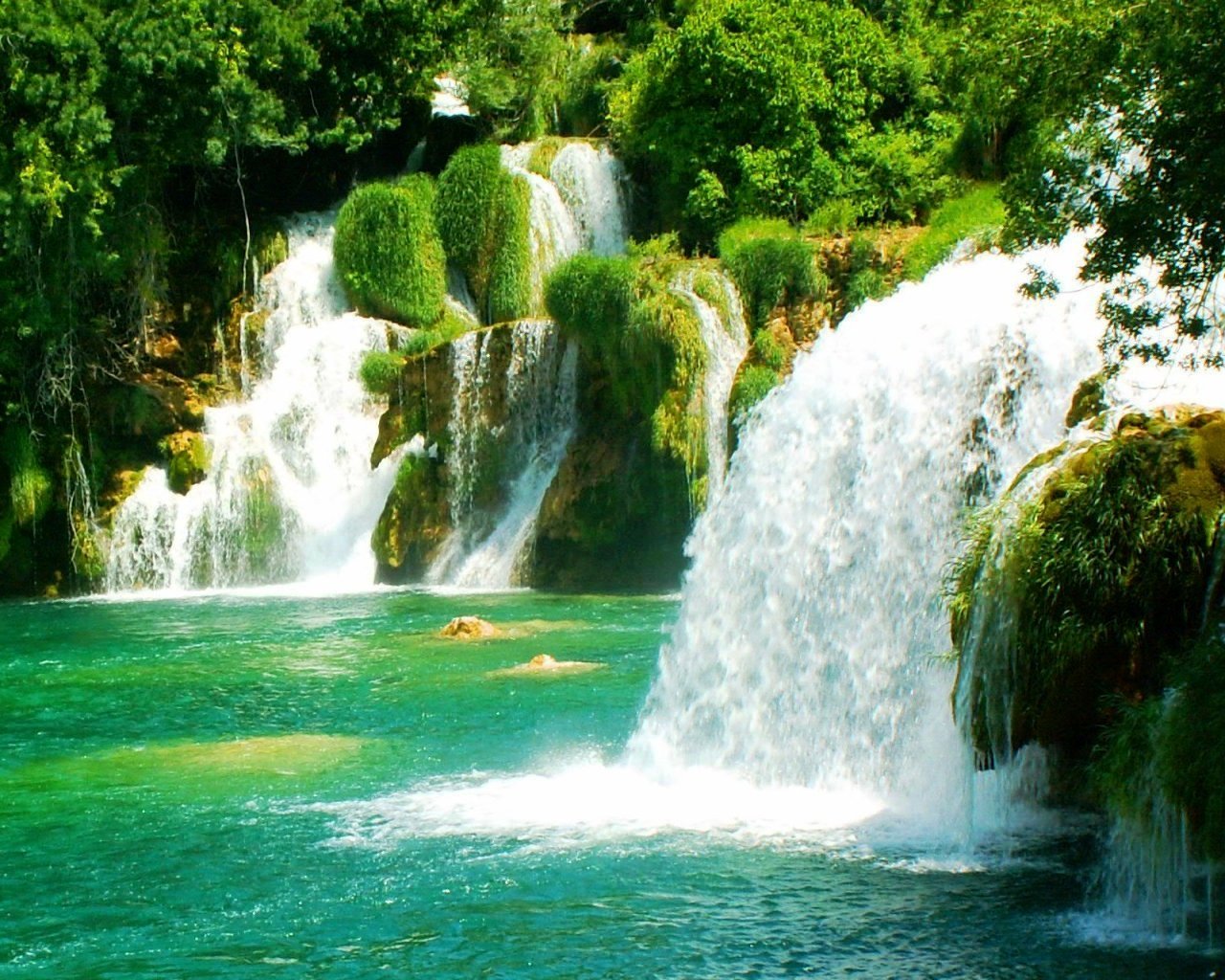 Fondo de pantalla de cascada 1280x1024