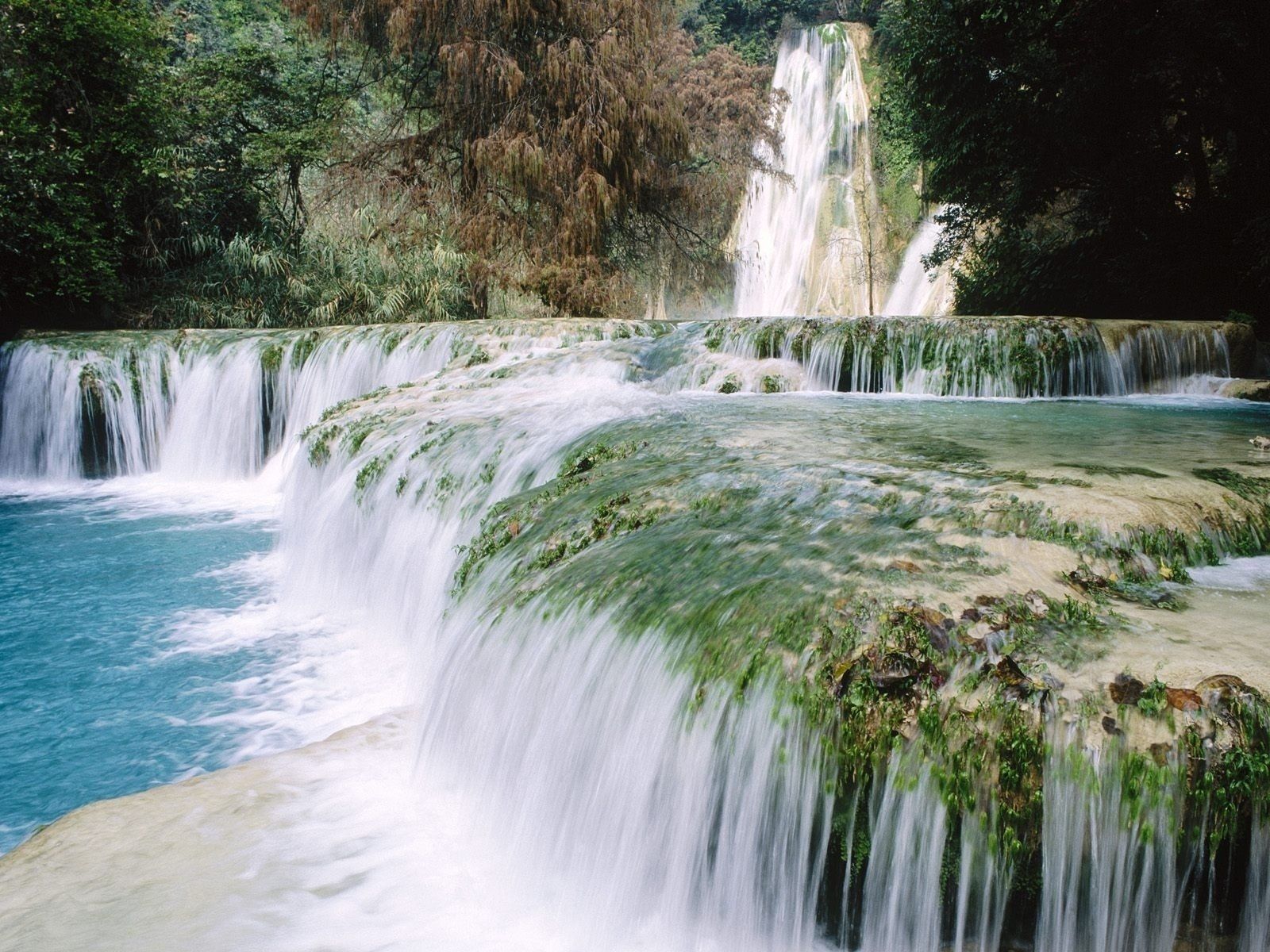 Fondo de pantalla de cascada 1600x1200