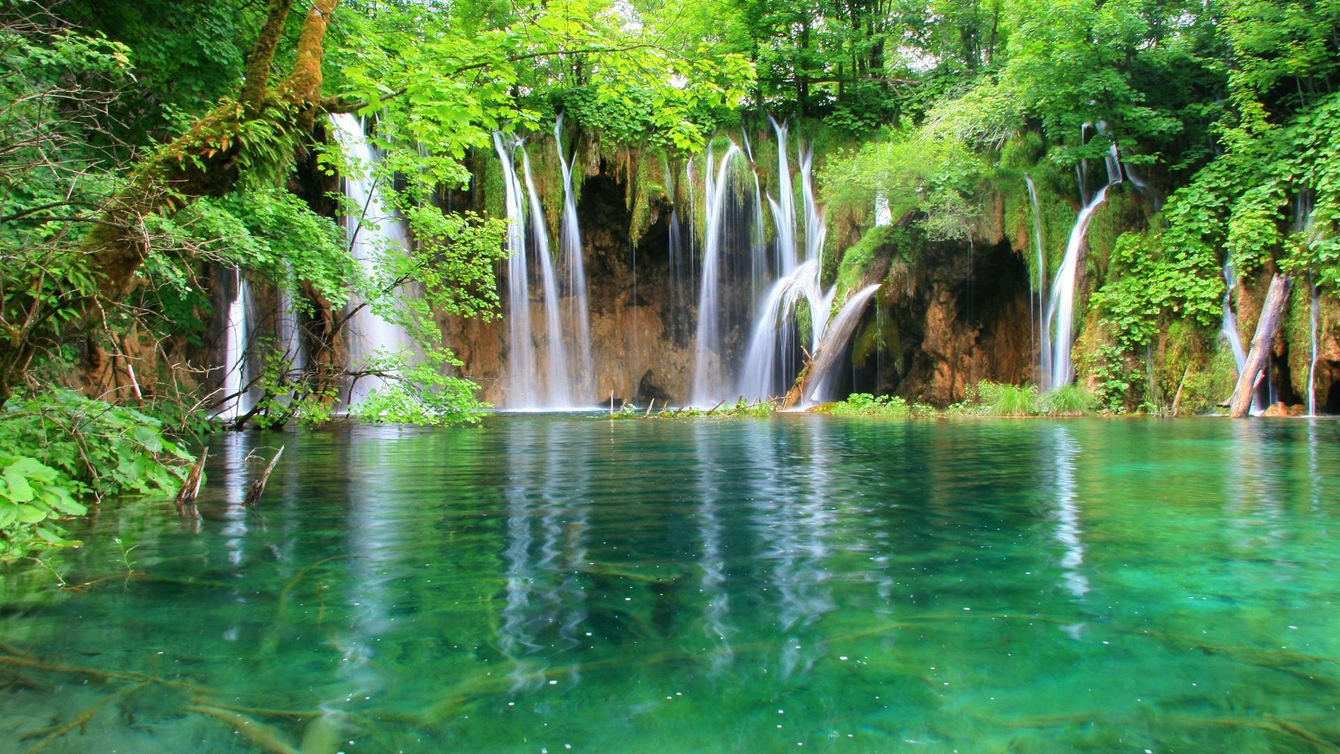 Fondo de pantalla de cascada 1920x1080