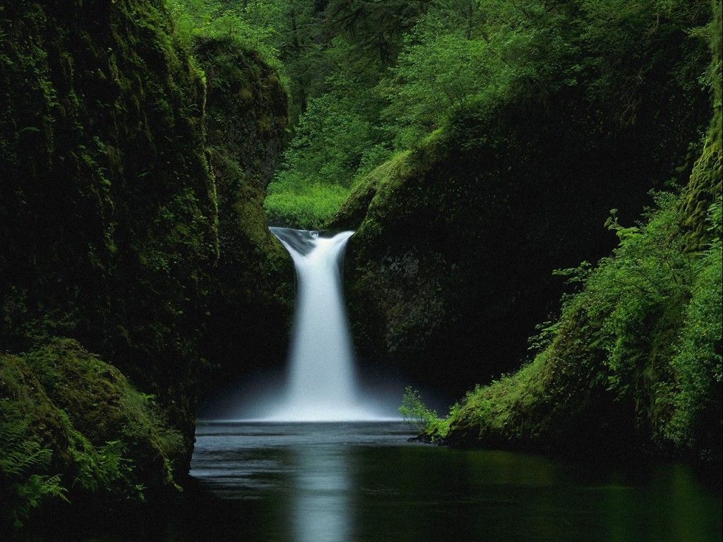 Fondo de pantalla de cascada 1024x768