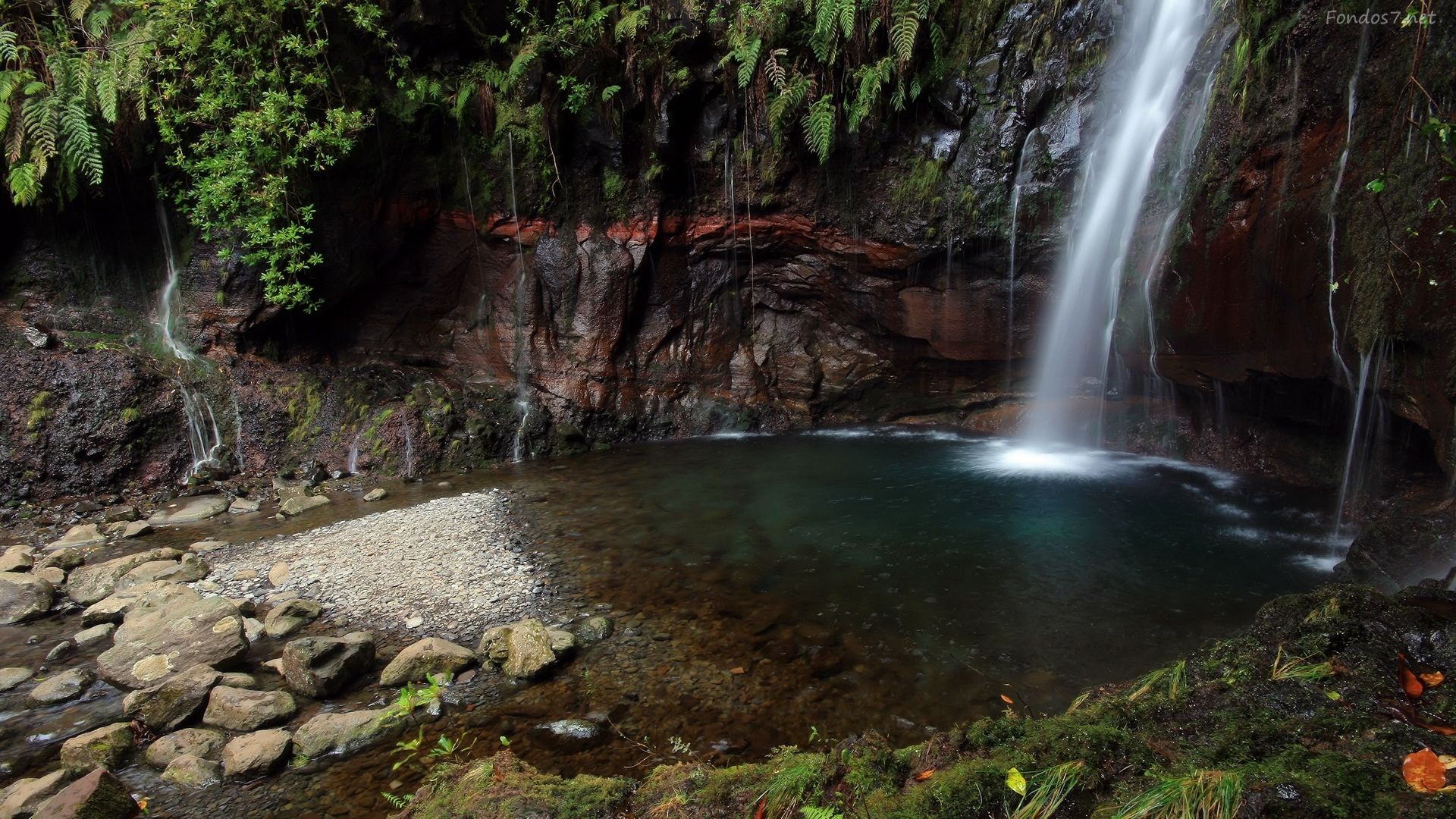 Fondo de pantalla de cascada 1920x1080