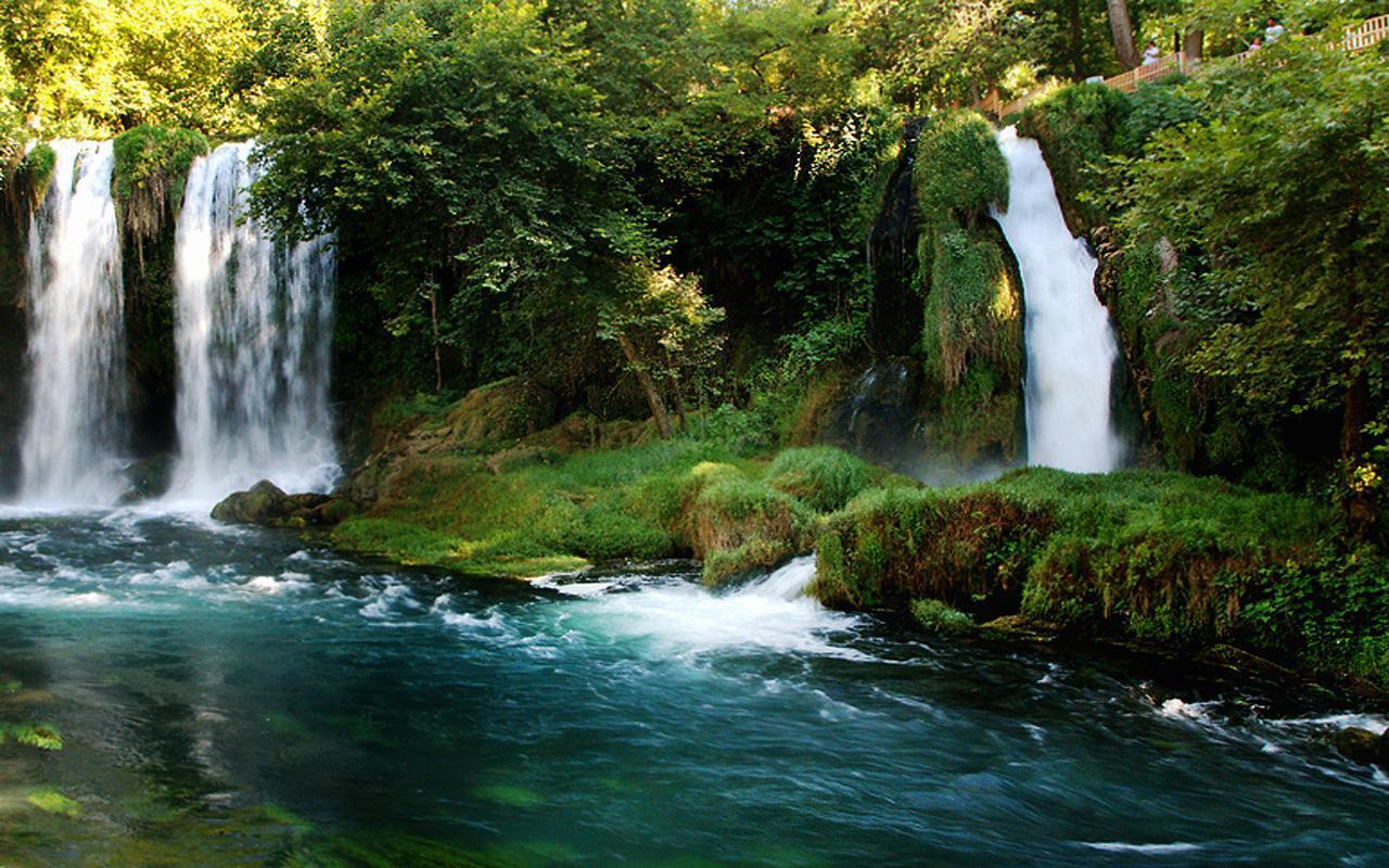 Fondo de pantalla de cascada 1280x800