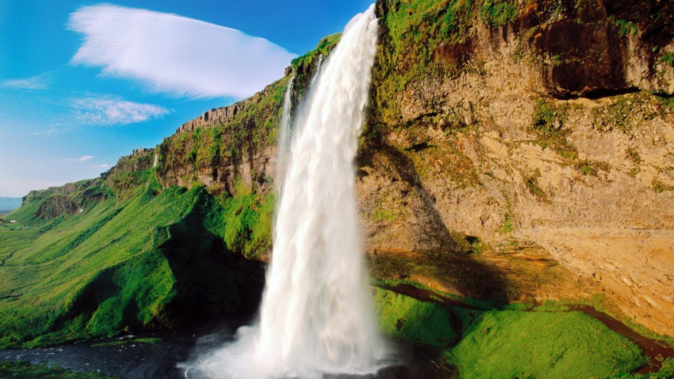 Fondo de pantalla de cascada 1366x768