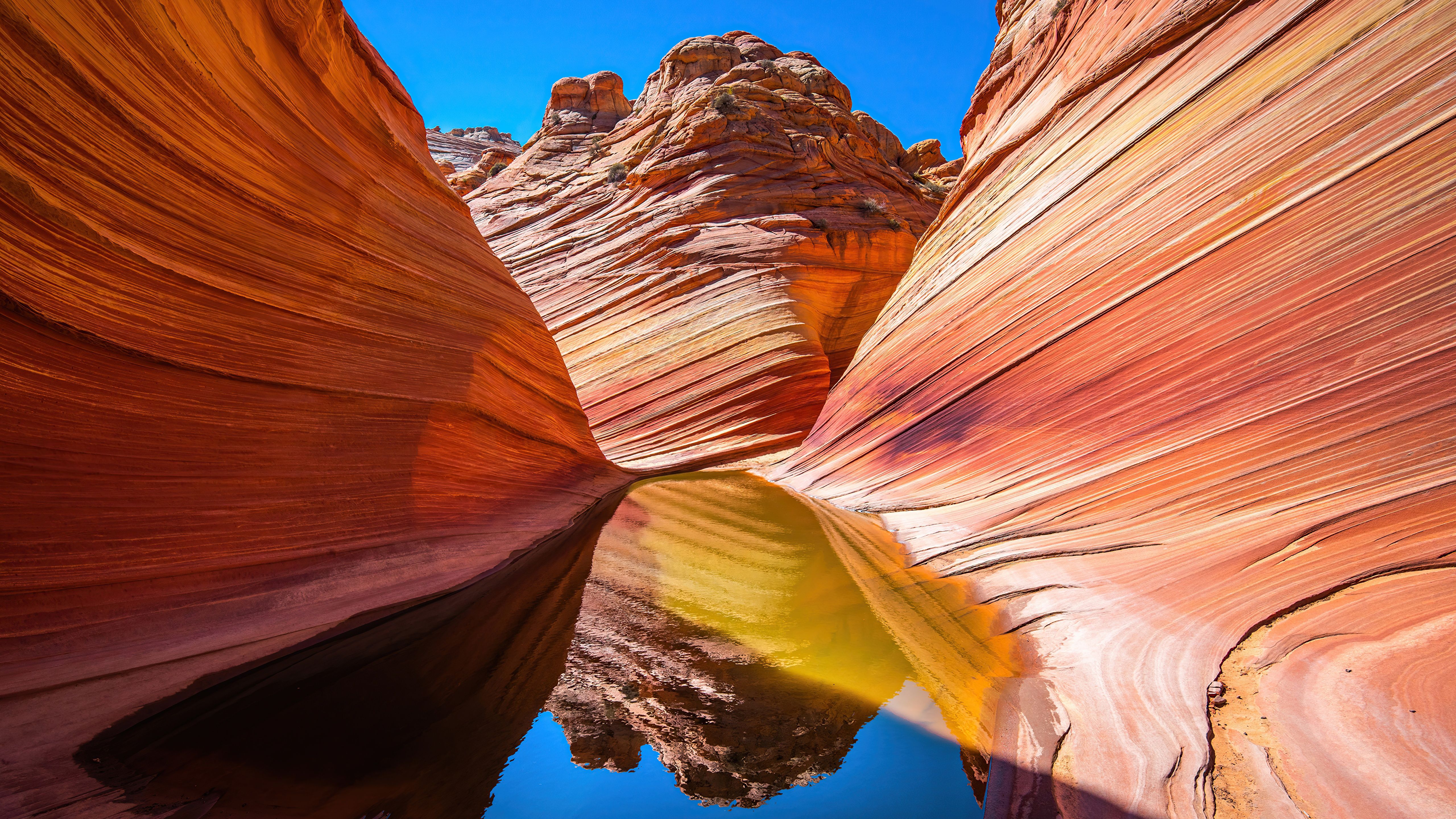 Fondo de pantalla de  5120x2880