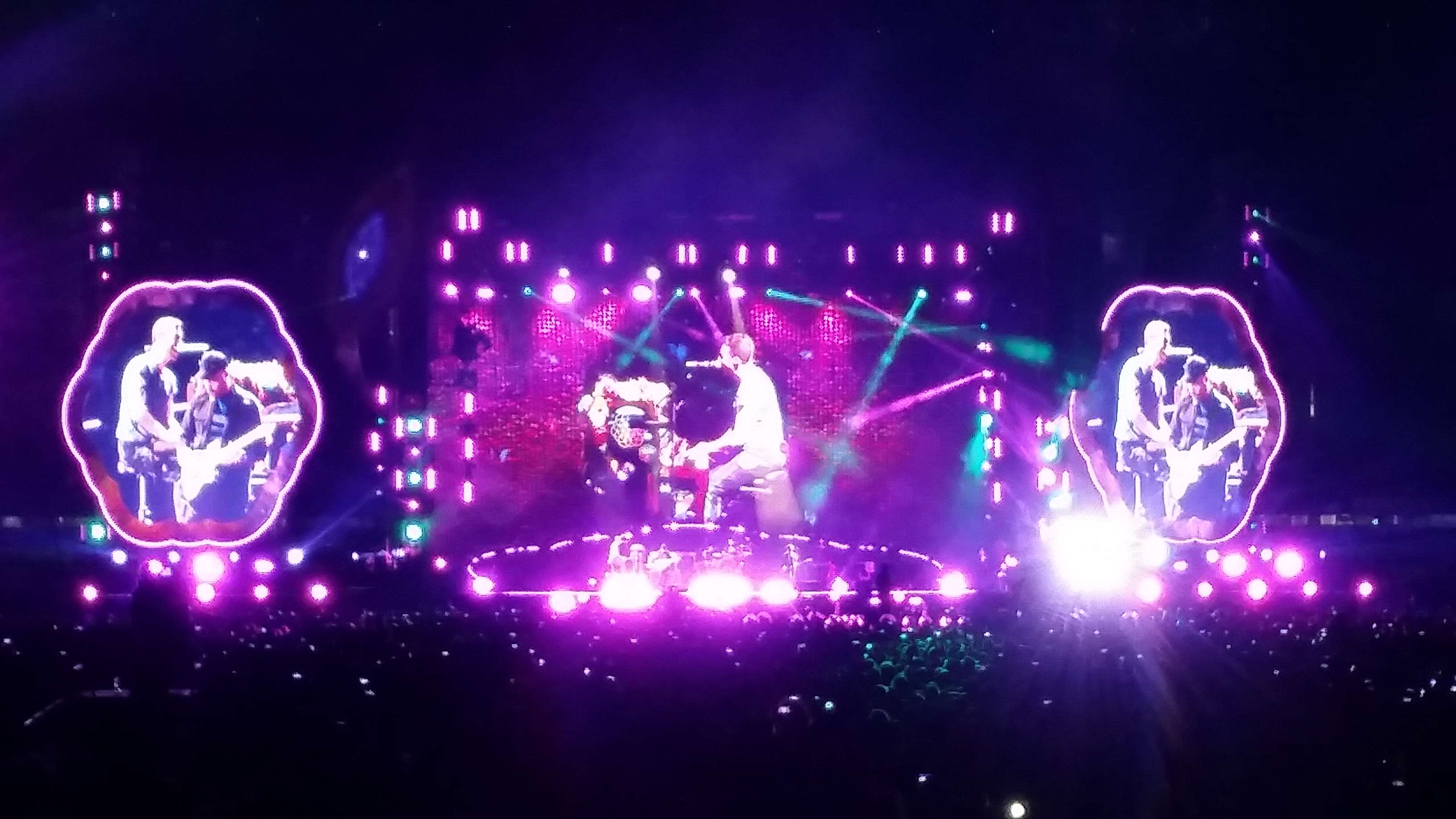 Fondo de pantalla de  3264x1836