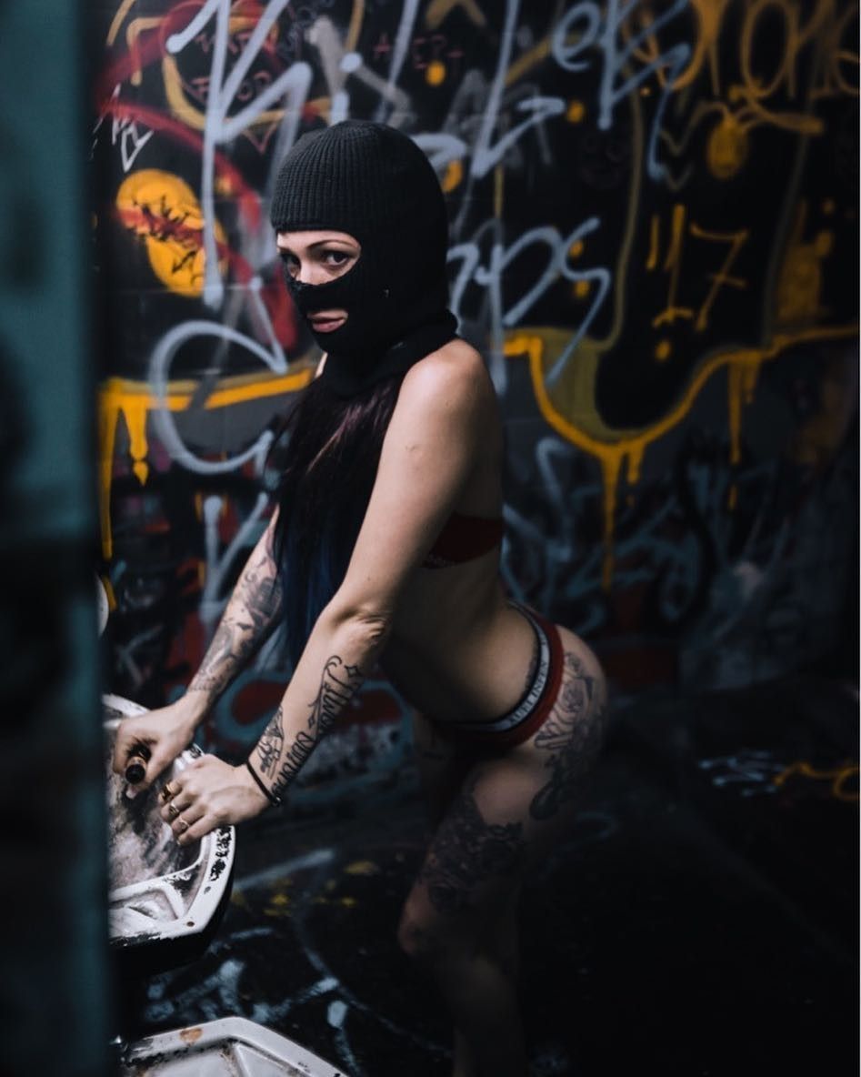 Fondo de pantalla de  947x1184