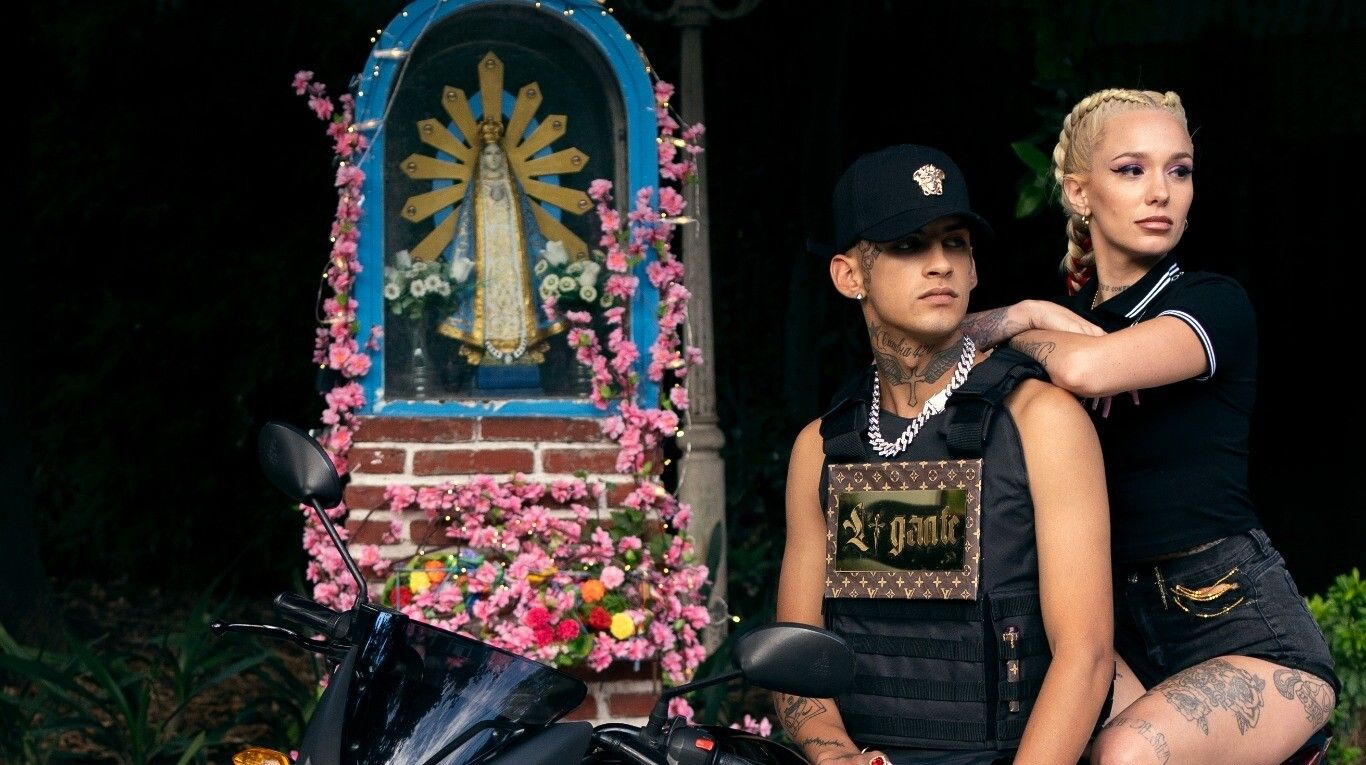 Fondo de pantalla de  1366x765