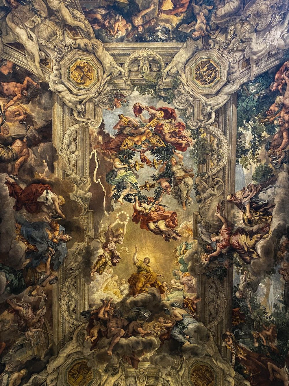 Fondo de pantalla del  1000x1333