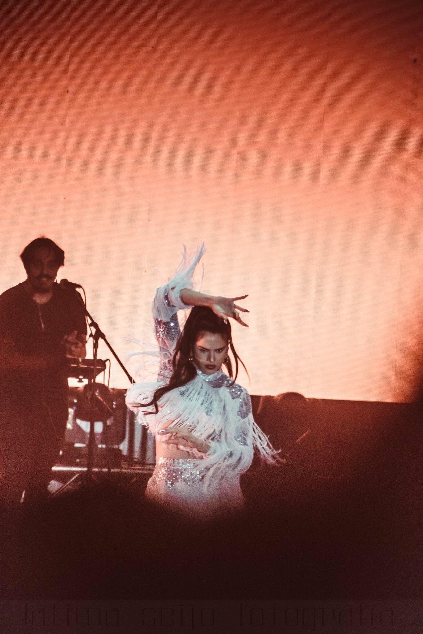 Fondo de pantalla de  1365x2048