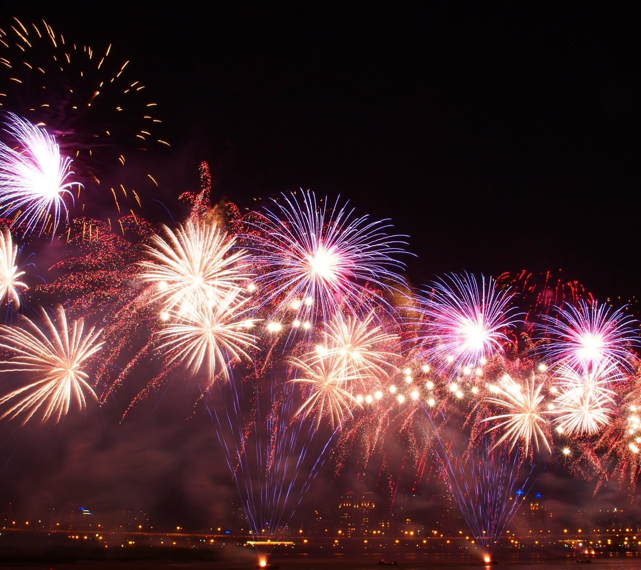 Fondo de pantalla de  2160x1920