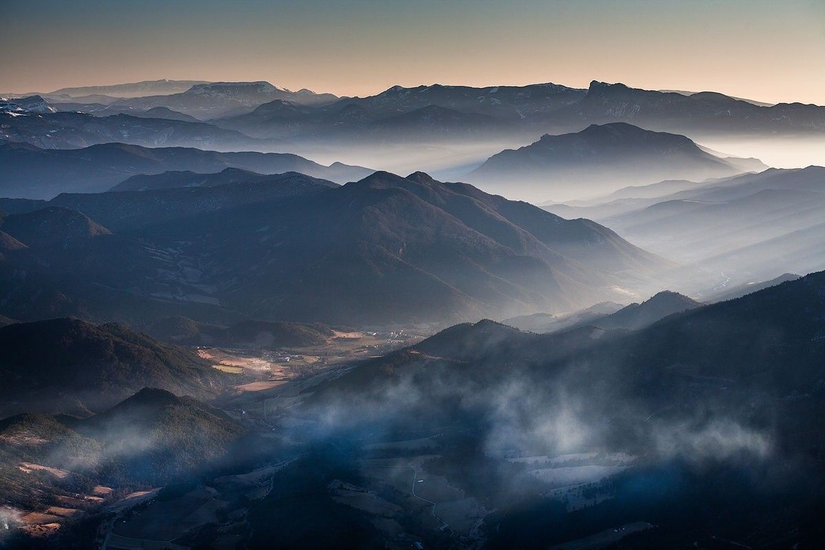Fondos de pantalla: 1200x800 px, senderismo, paisaje, niebla, mañana, montañas