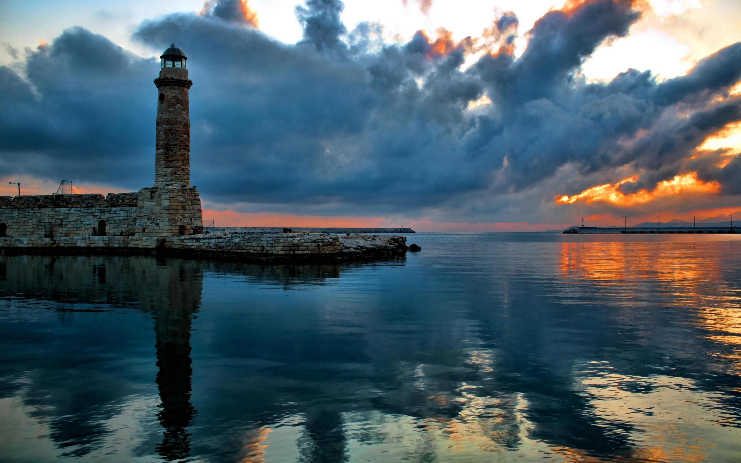 Fondo del faro 13 - [2560x1600]