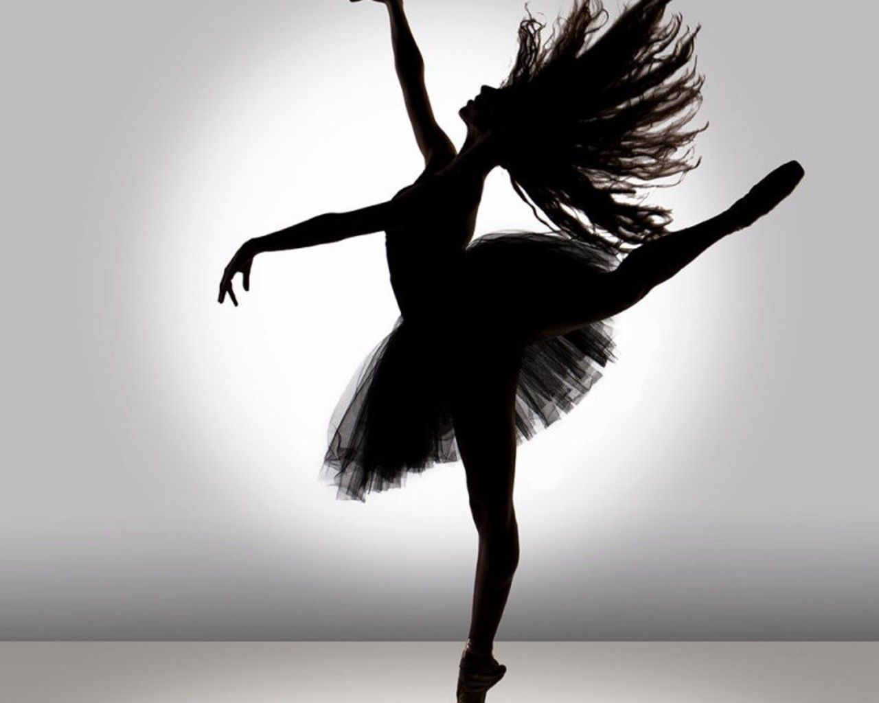 Fondos de bailarina 4K (1280x1024) - 4USkY