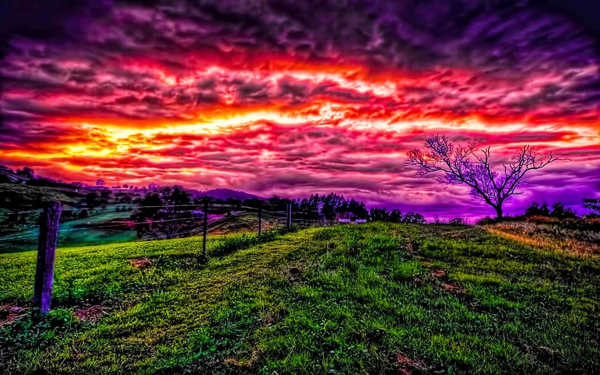 Amazing sky. Обои на ноутбук фиолетовые. Чилл фон. Inspirational Wallpaper.