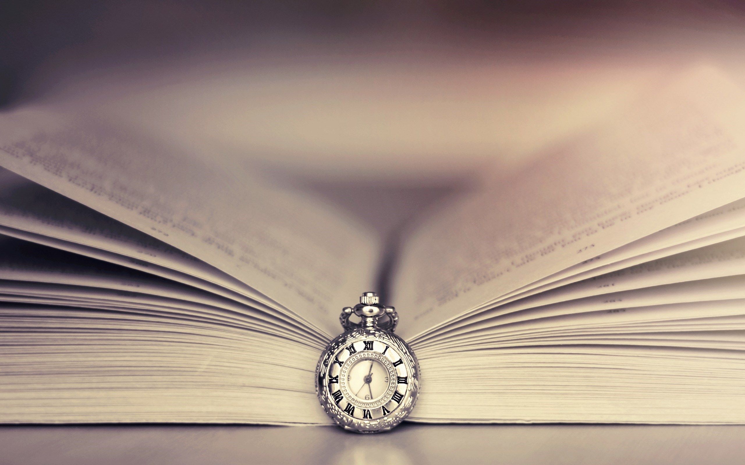 Lovely Clock fondo de pantalla | 2560x1600 | # 33813