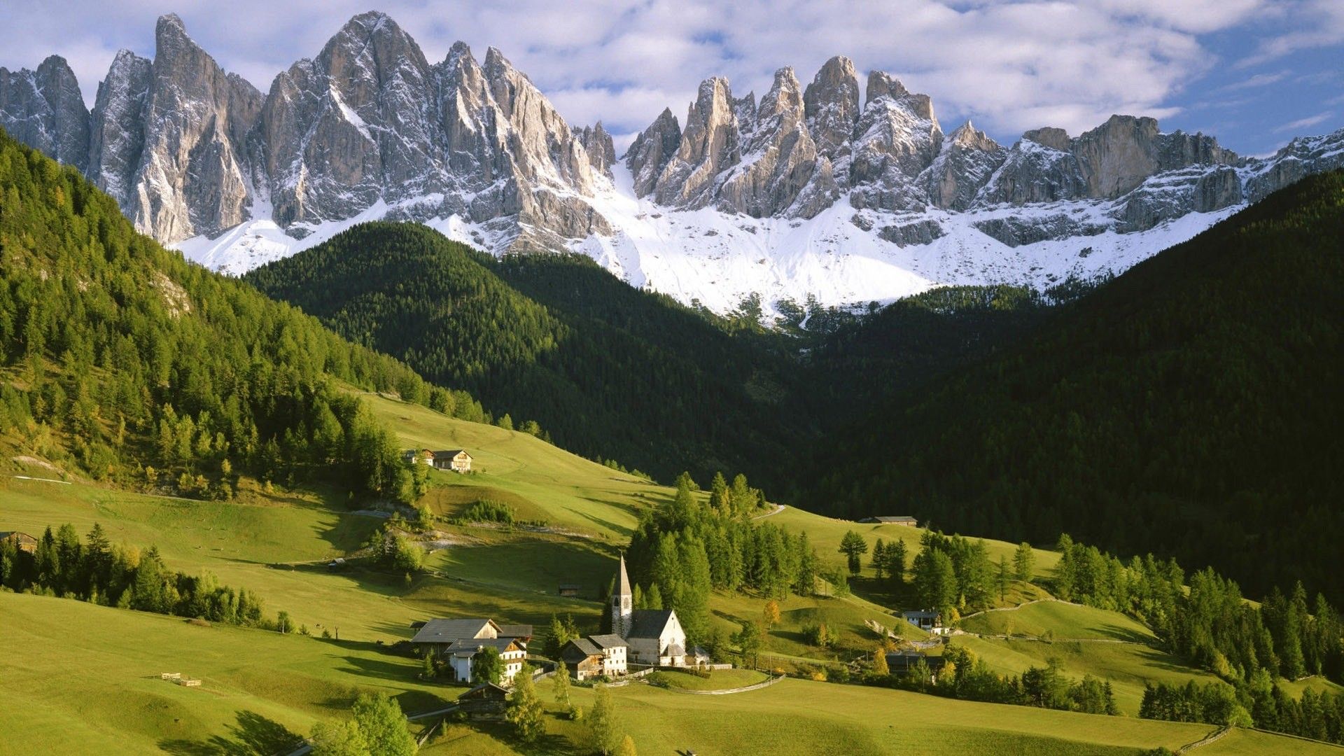 Fondo de pantalla de montañas en HD (más de 66 imágenes)