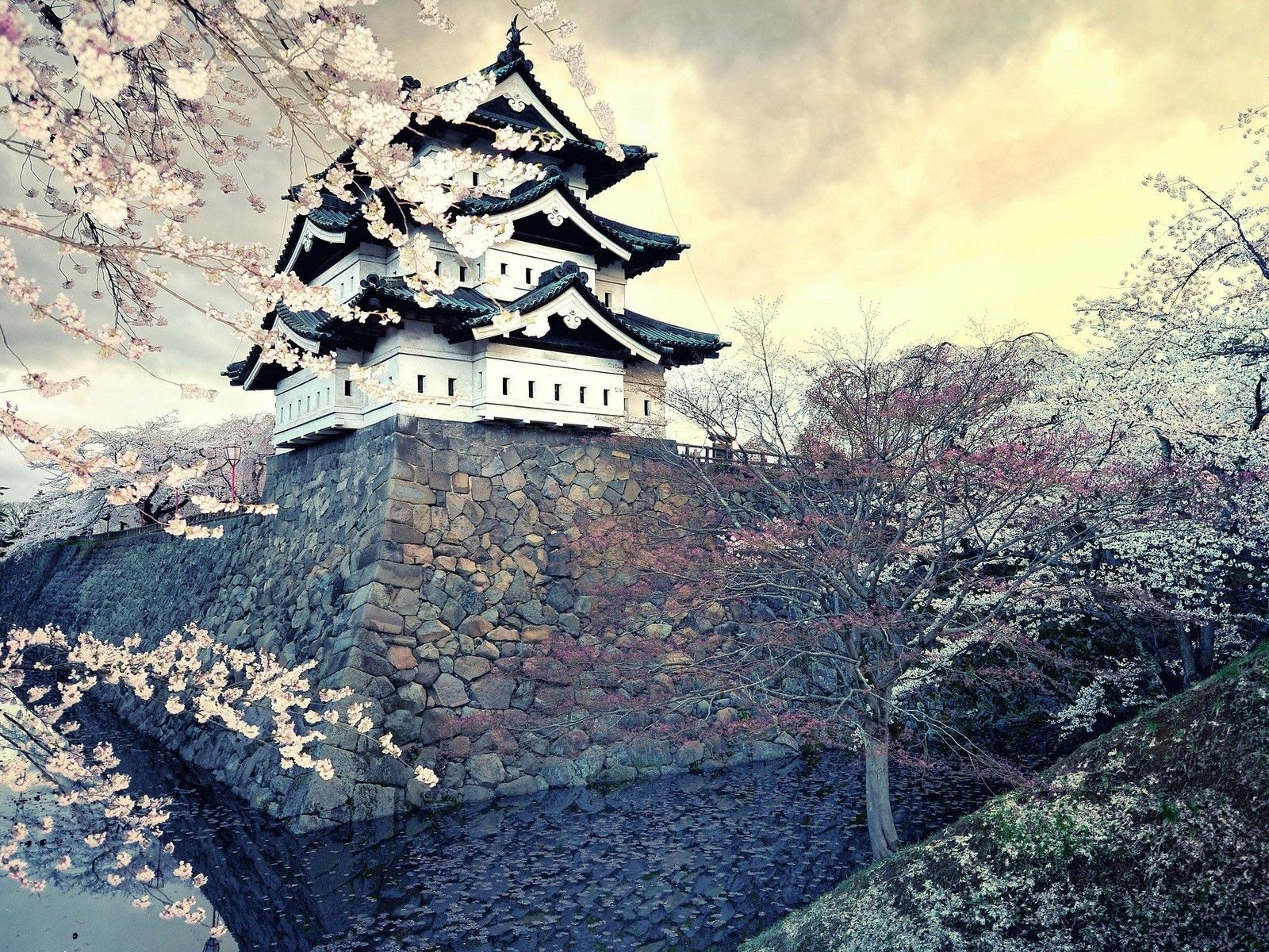 2807615 1600x1200 japón hikone paisaje fondo de pantalla y fondo