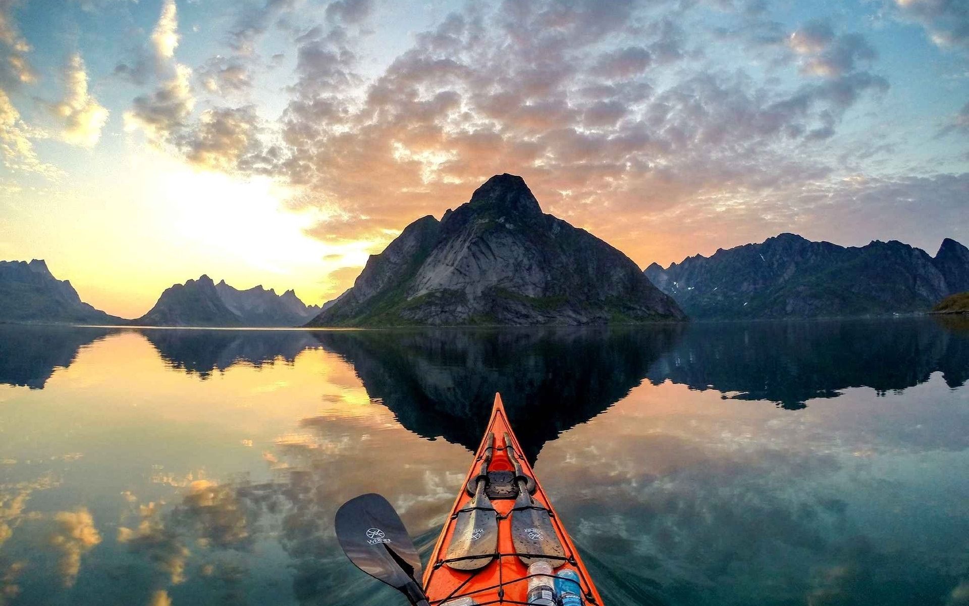 impresionantes reflejos del lago espejo # 3393 Fondos de pantalla y Stock gratis