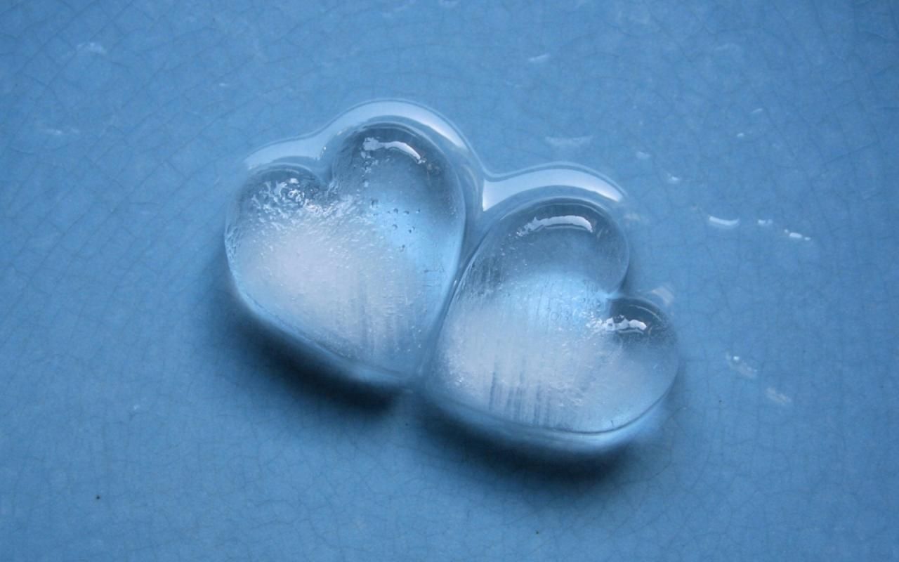 HD-Impresionante-Fondos de pantalla-agua-corazones