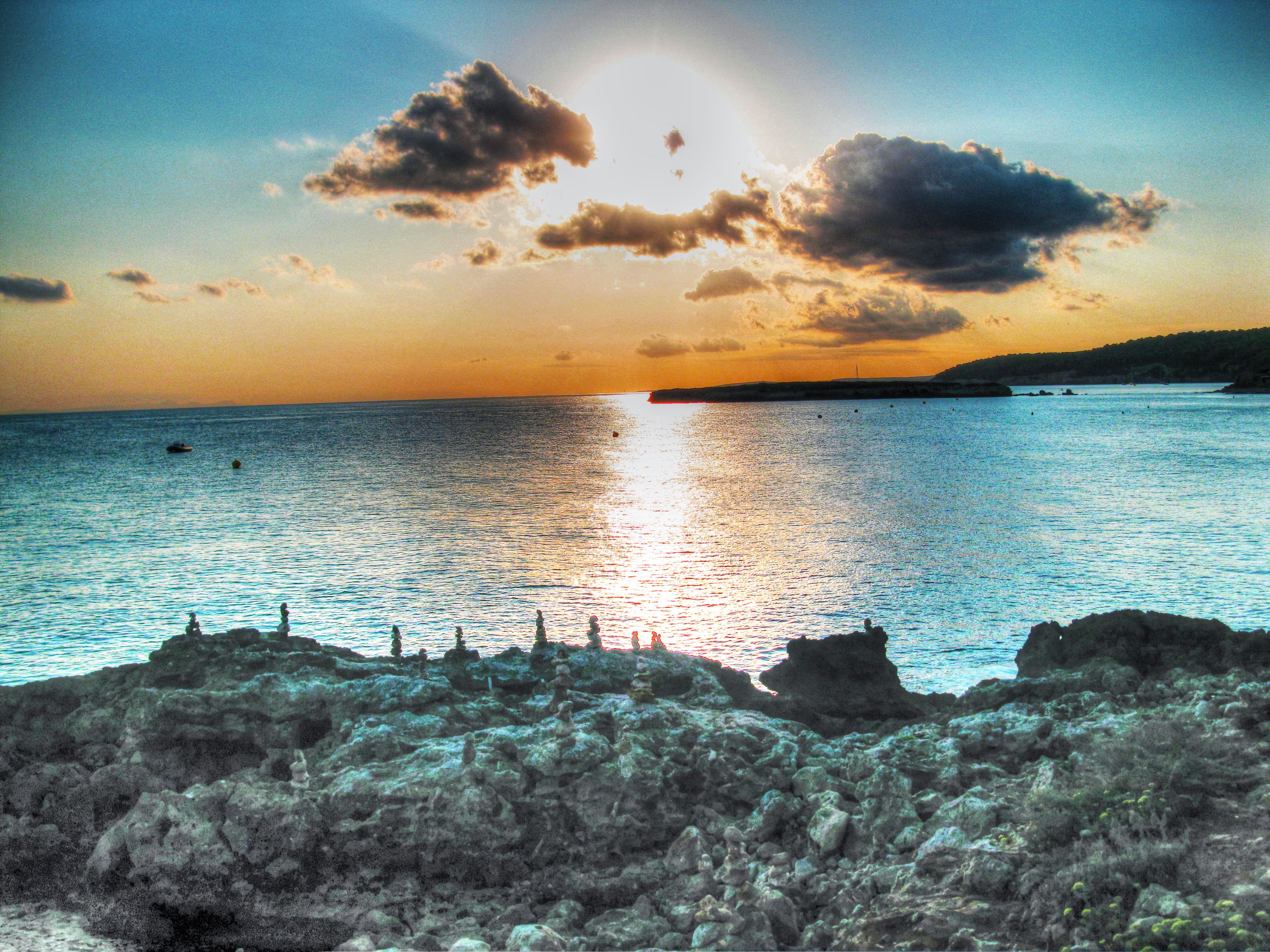 Fondos de pantalla: puesta de sol, mar, cielo, nubes, isla, Tramonto, nuvole, yegua