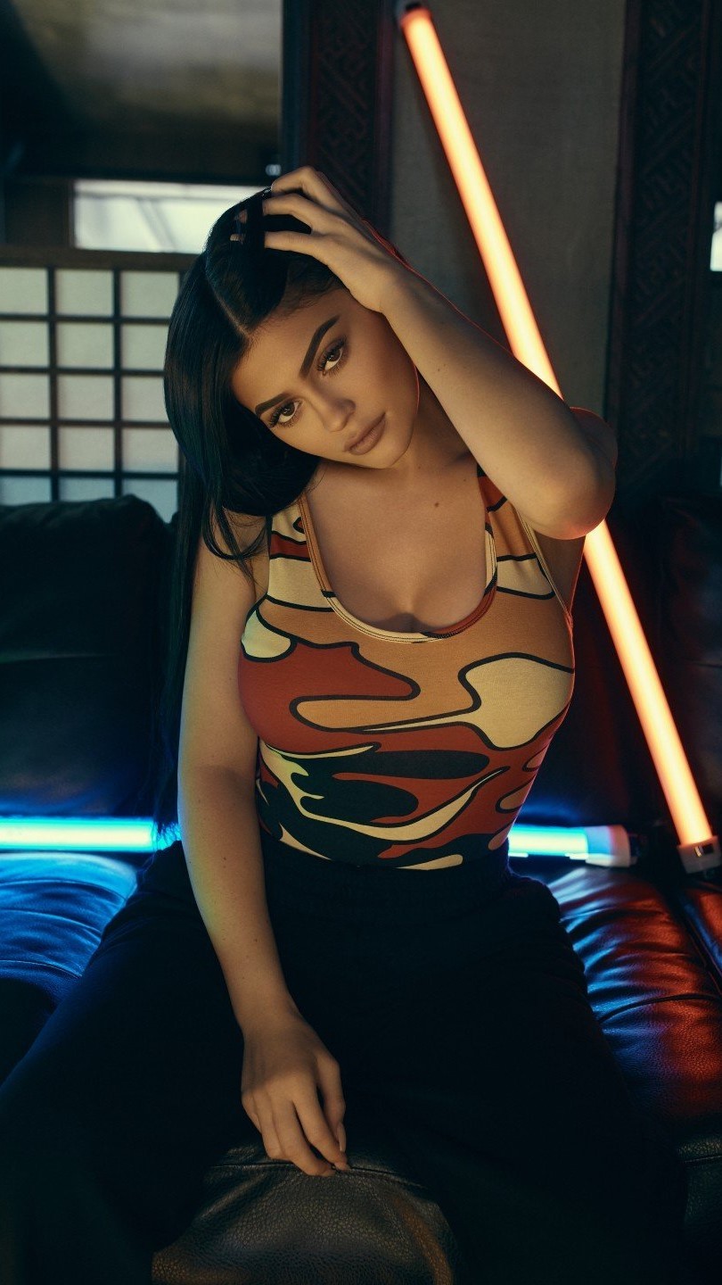 Kylie Jenner Iphone Wallpaper Group 55 HD Wallpapers - Kendall y