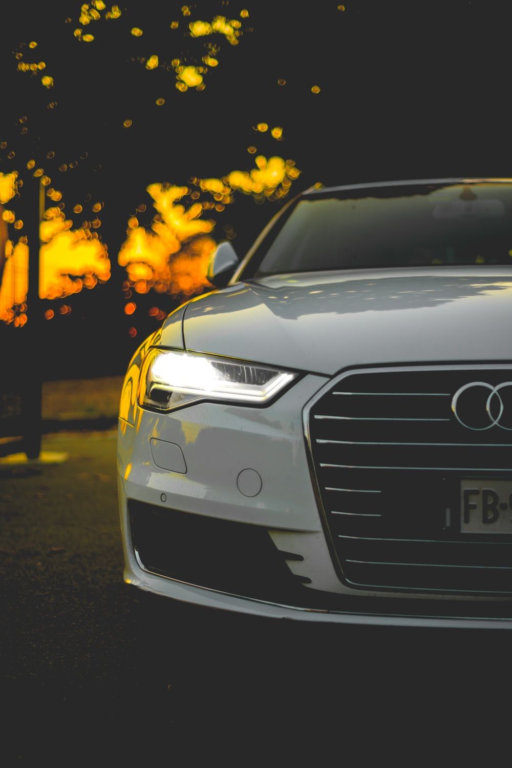 Fondo de pantalla de Audi 1000x1498
