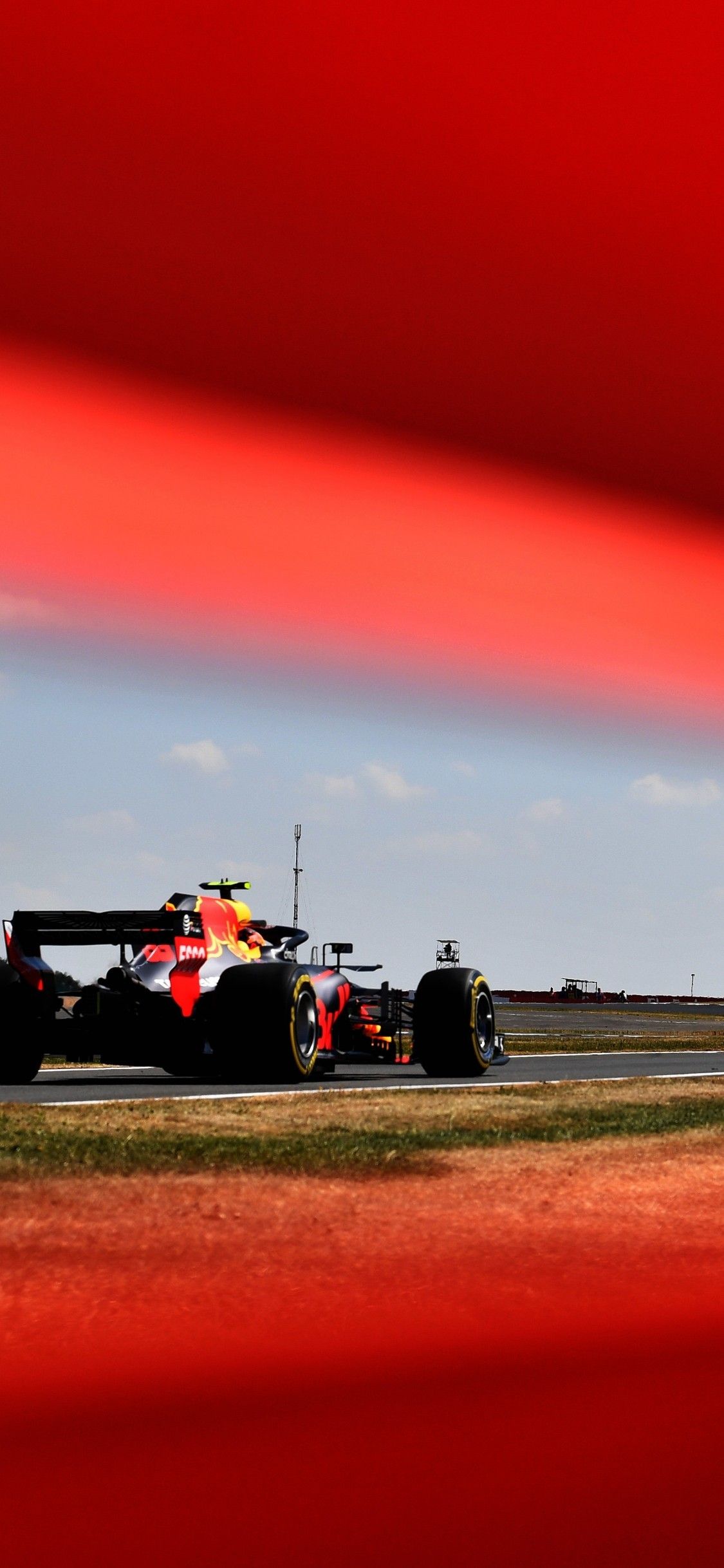 Fondo de pantalla de Formula 1 1125x2436