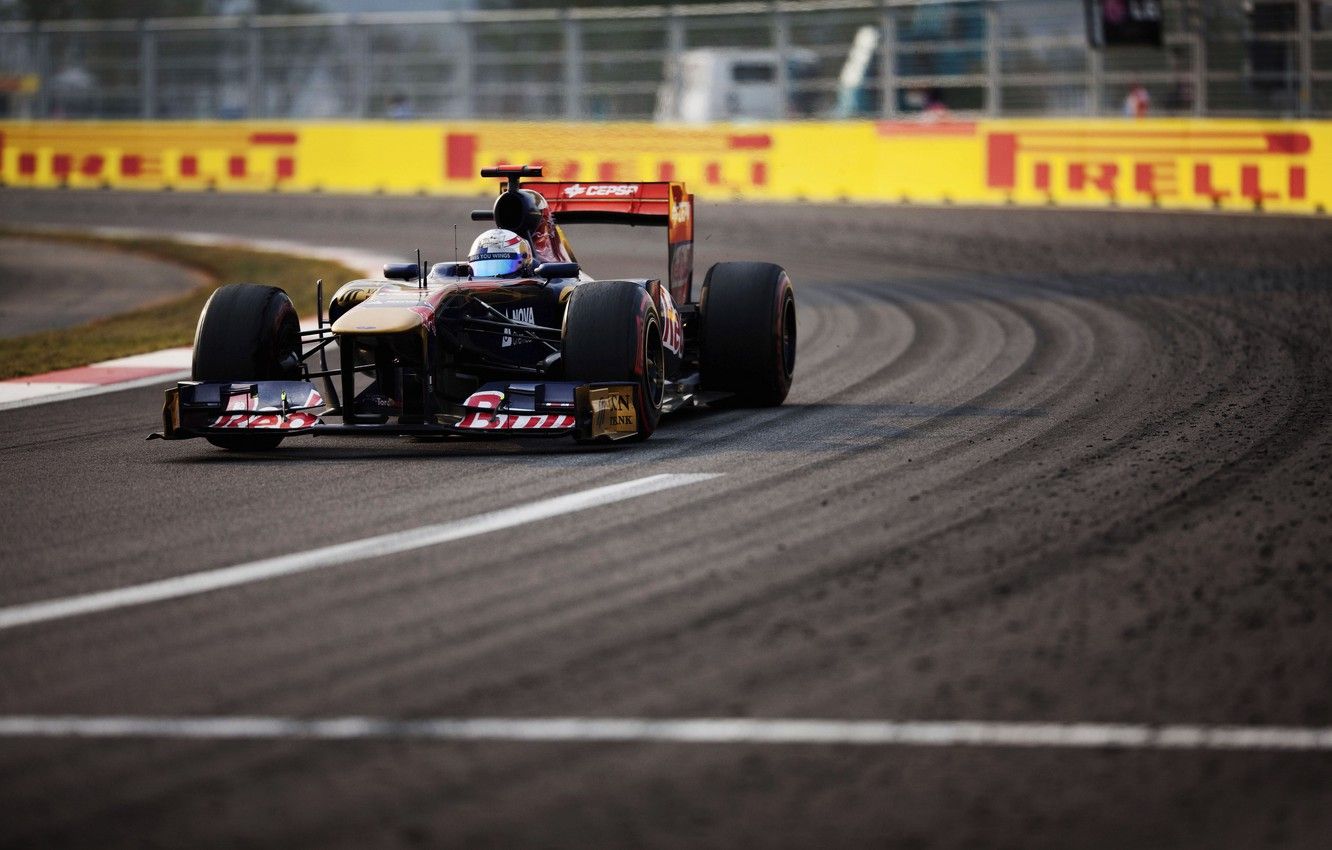 Fondo de pantalla de Formula 1 1332x850