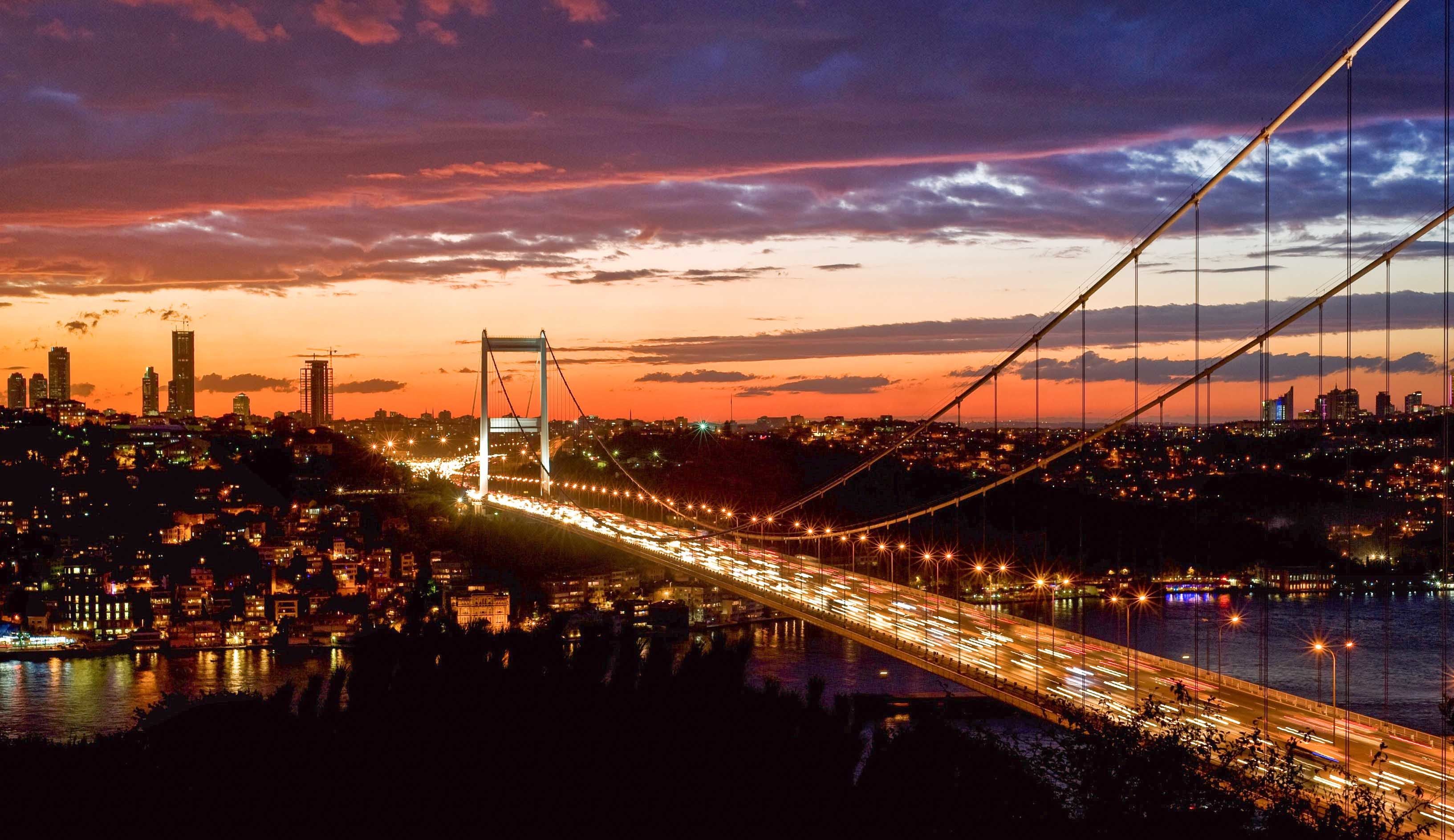 Fondo de pantalla de Estambul 3266x1888