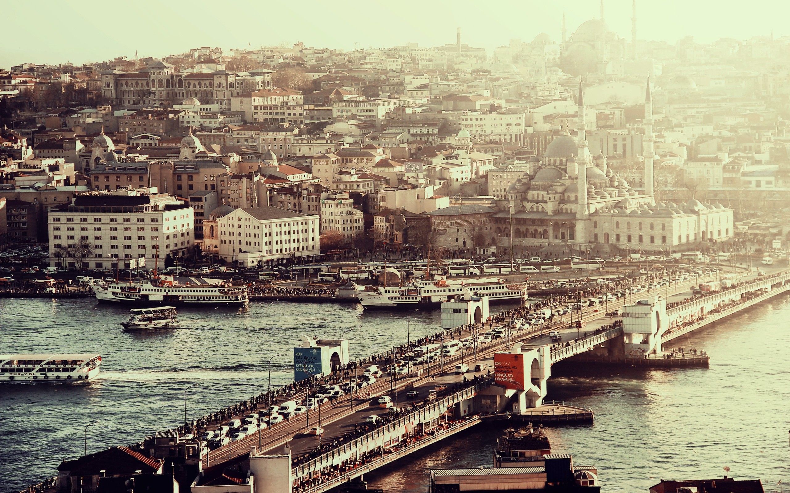 Fondo de pantalla de Estambul 2560x1600
