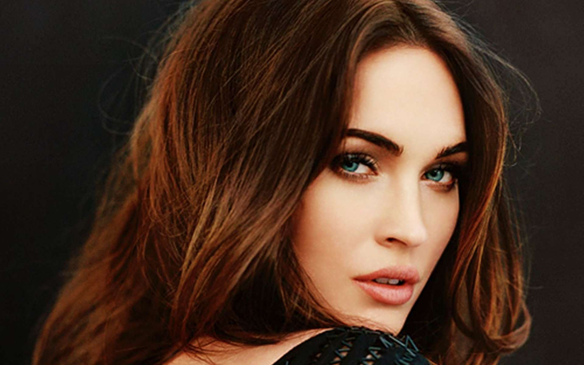 Fondo de pantalla de Megan Fox 1920x1200