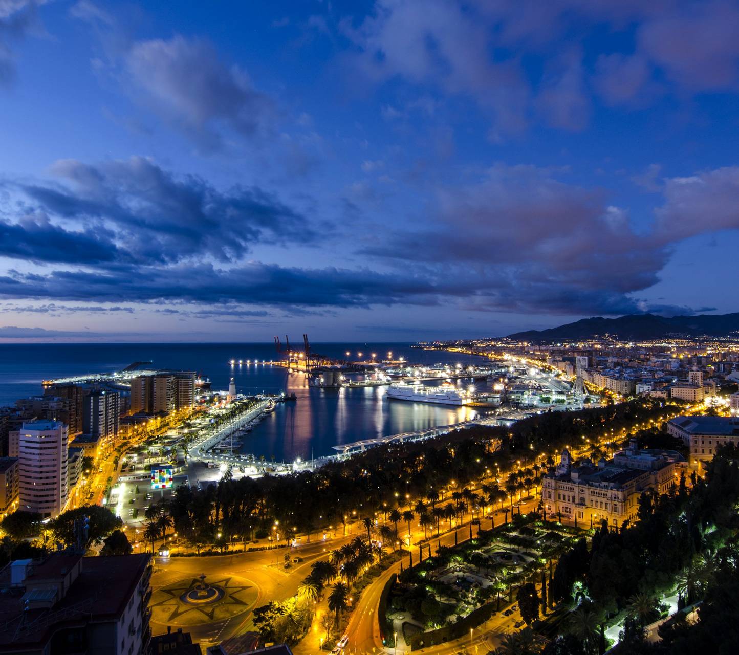 Fondo de pantalla de Málaga 1444x1280