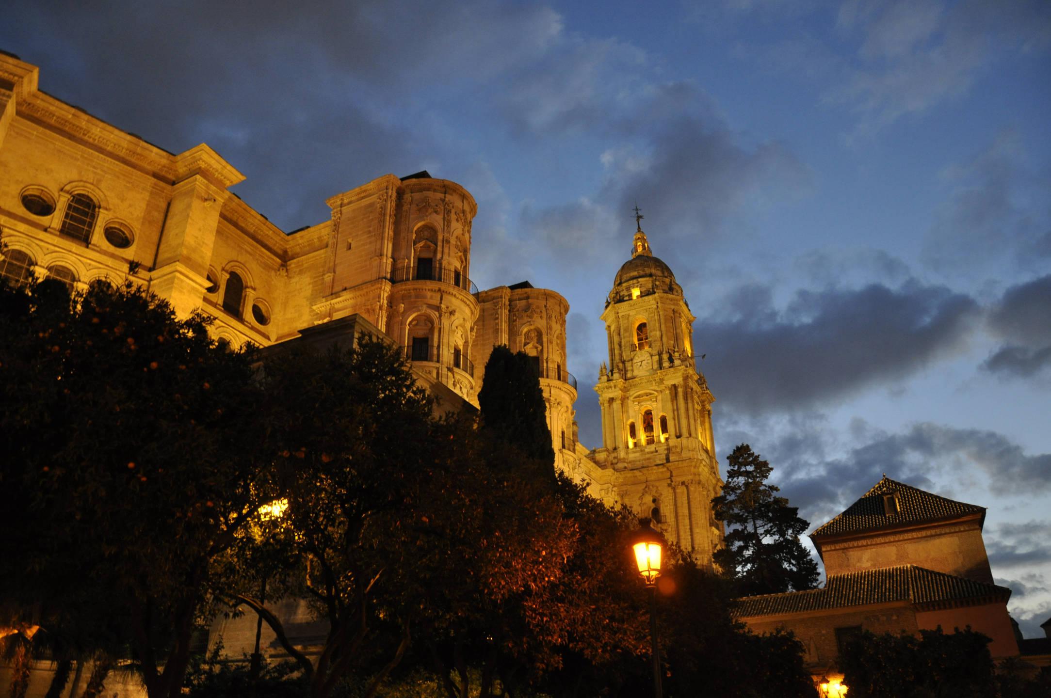 Fondo de pantalla de Málaga 2167x1440