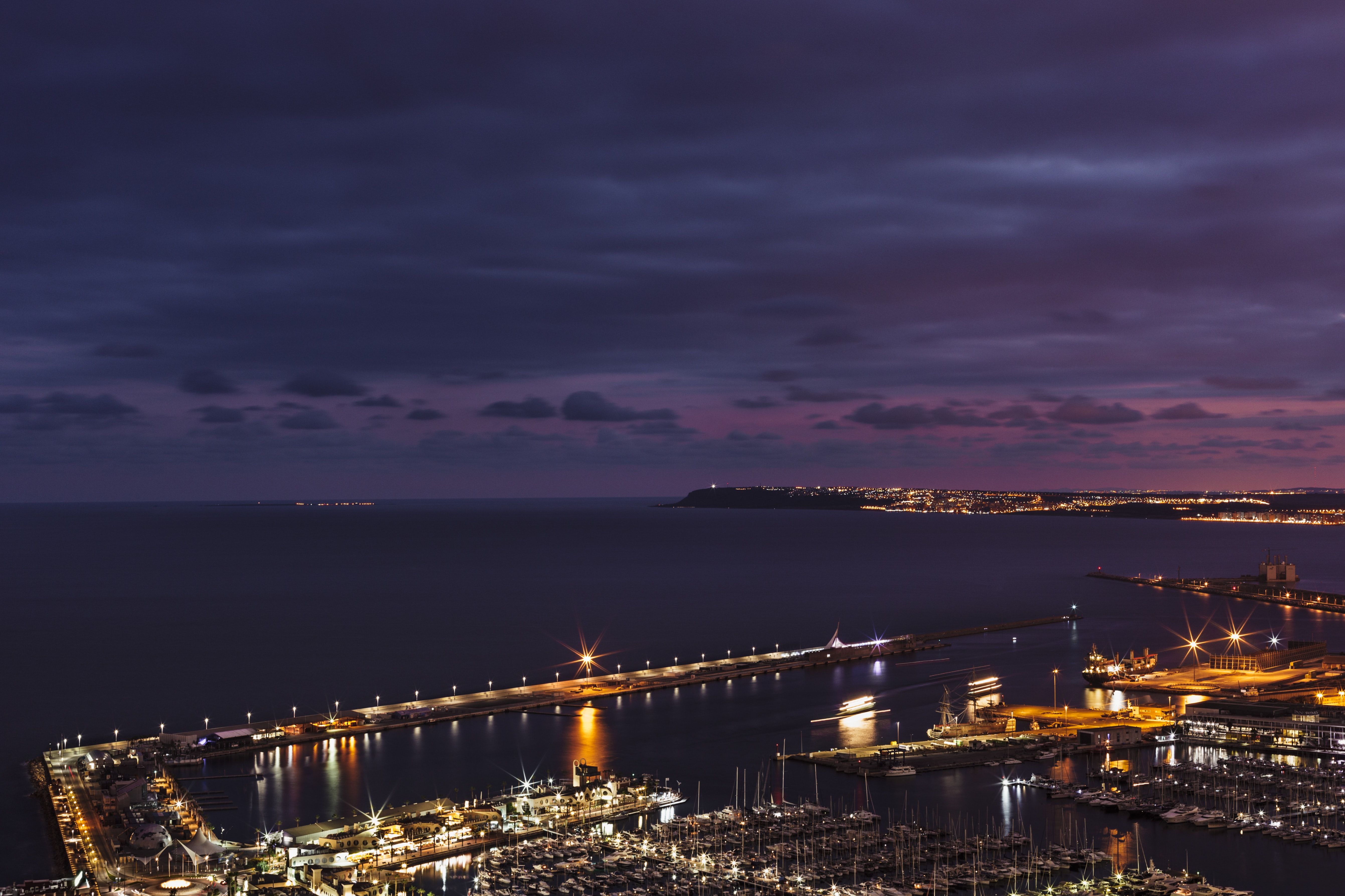 Fondo de pantalla de Alicante 5366x3577