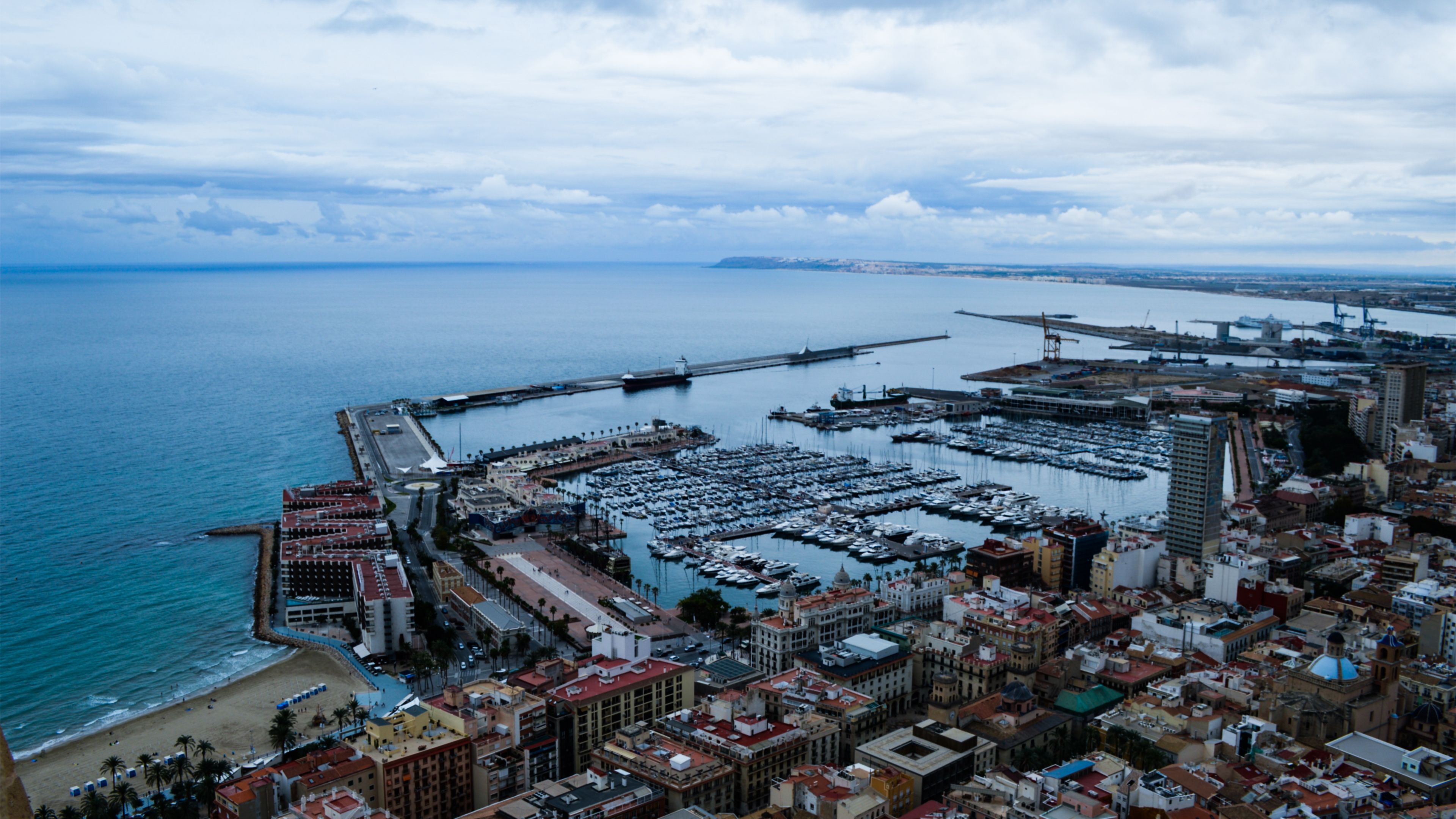 Fondo de pantalla de Alicante 3840x2160