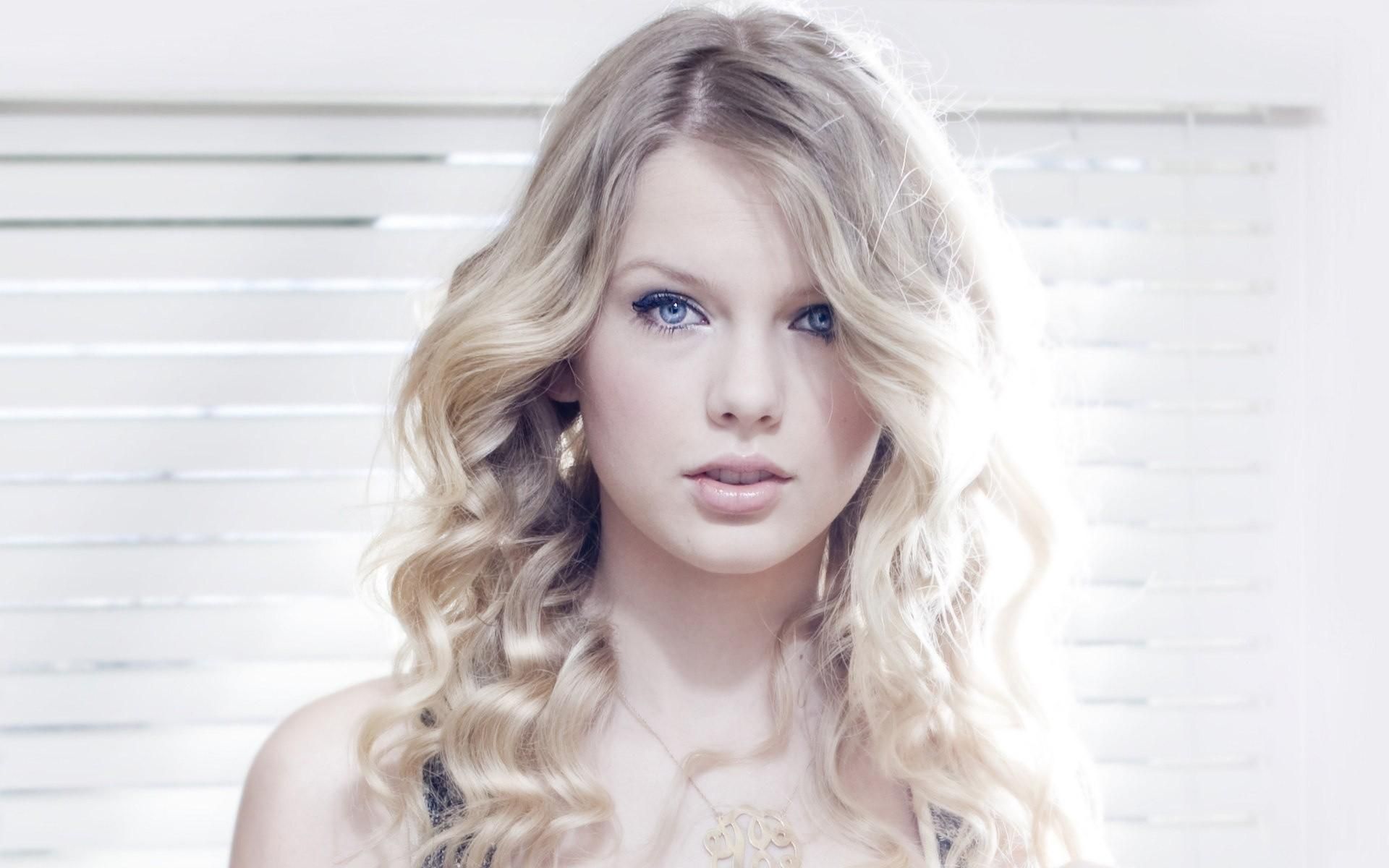 Fondo de pantalla de Taylor Swift 1920x1200