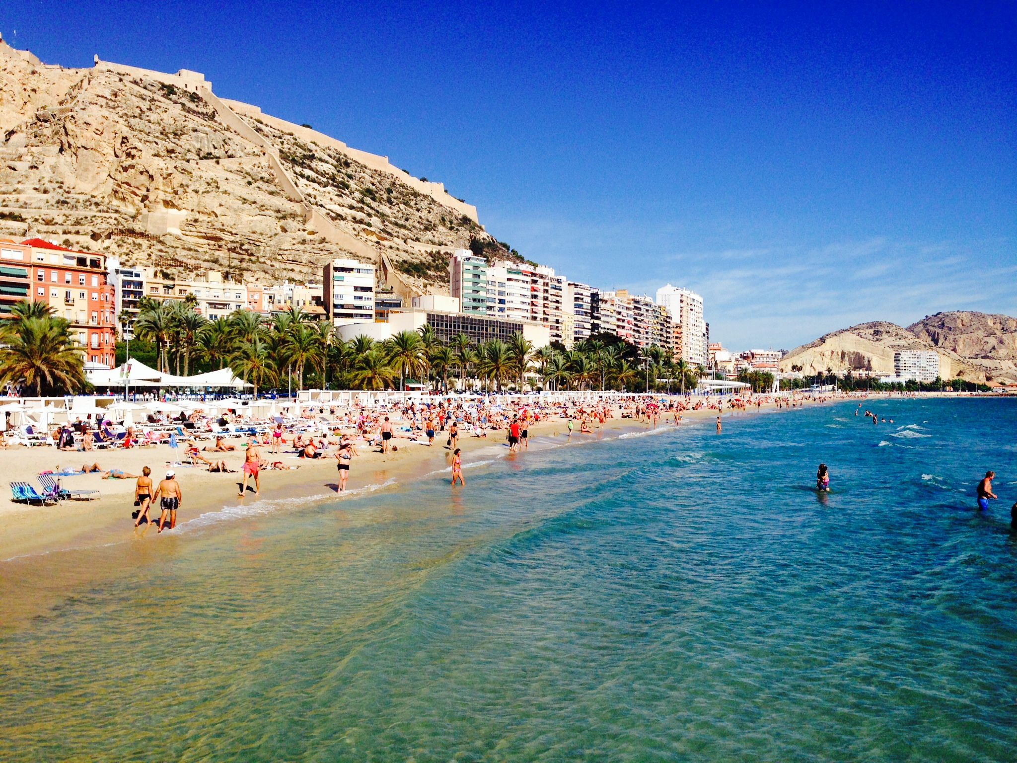 Fondo de pantalla de Alicante 2048x1536