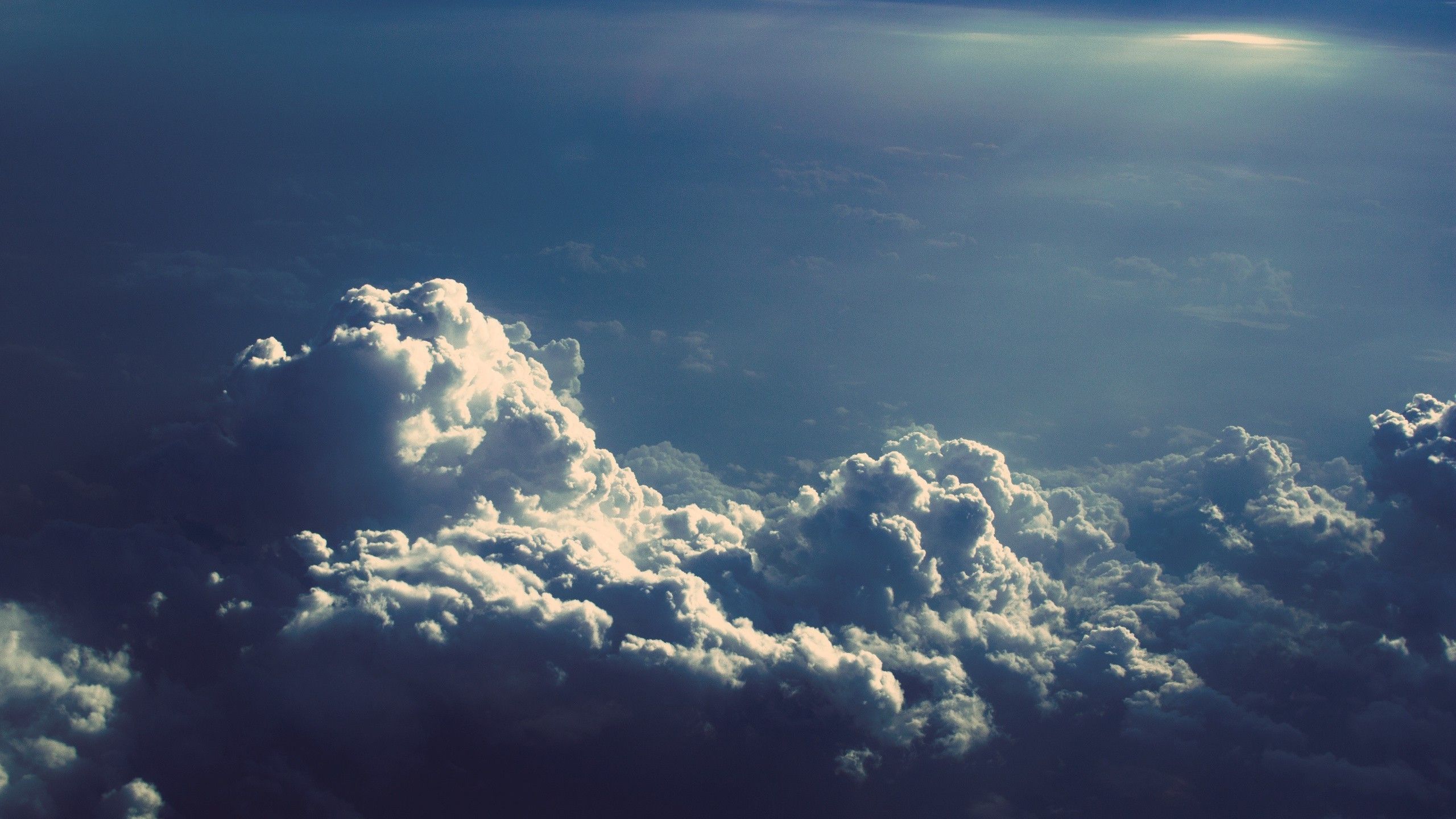 Fondo de pantalla impresionante sobre las nubes # 6771549
