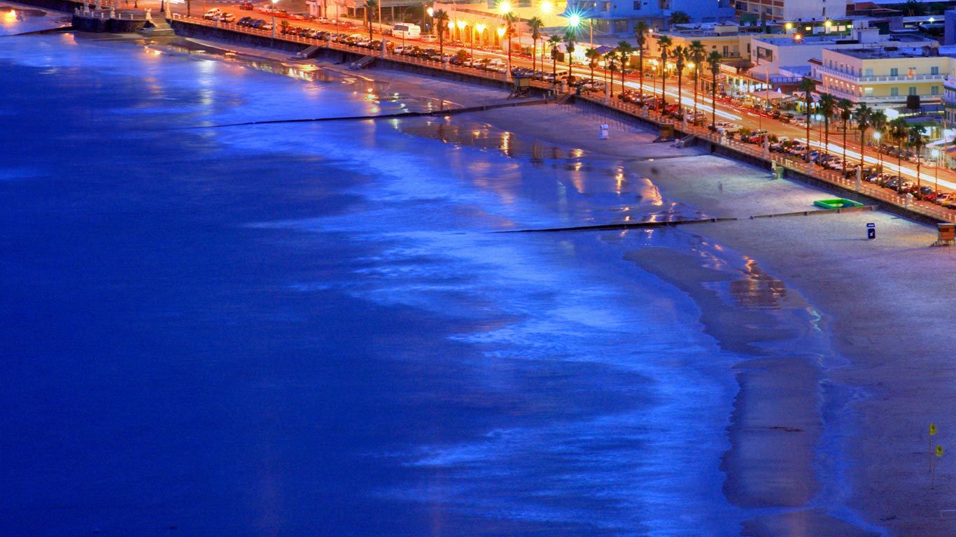 Fondo de pantalla de  1366x768