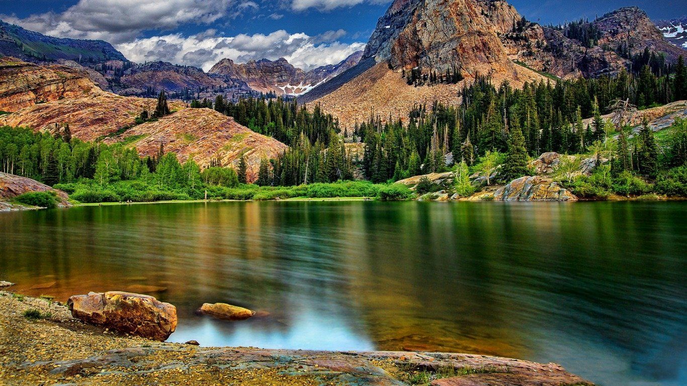 Fondo de pantalla de  1366x768