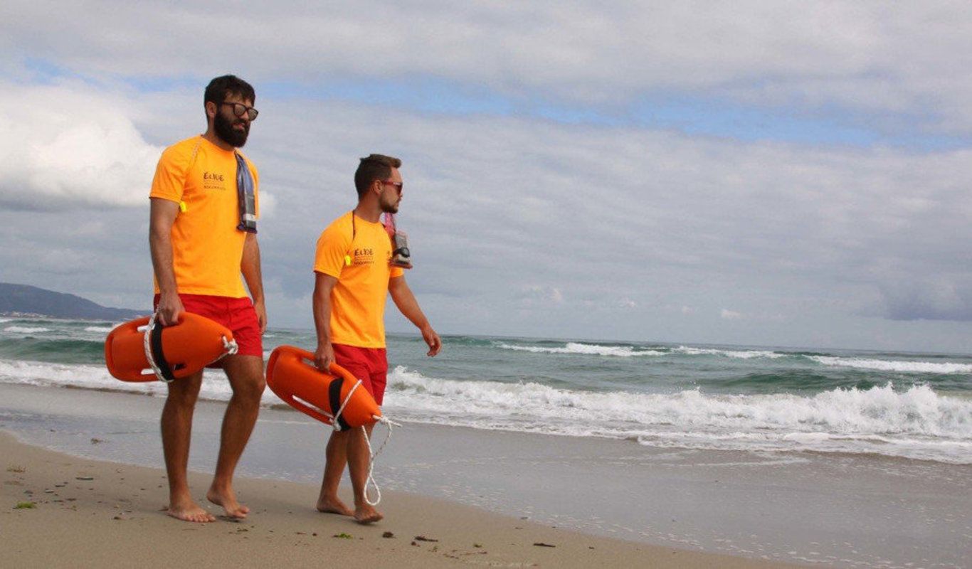 Fondo de pantalla de  1366x800