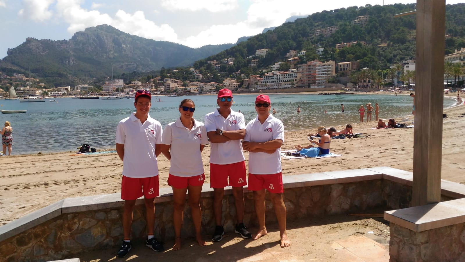 Fondo de pantalla de  1600x900