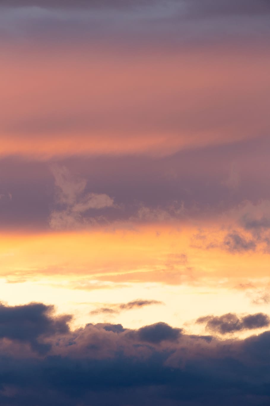Fondo de pantalla de  910x1365