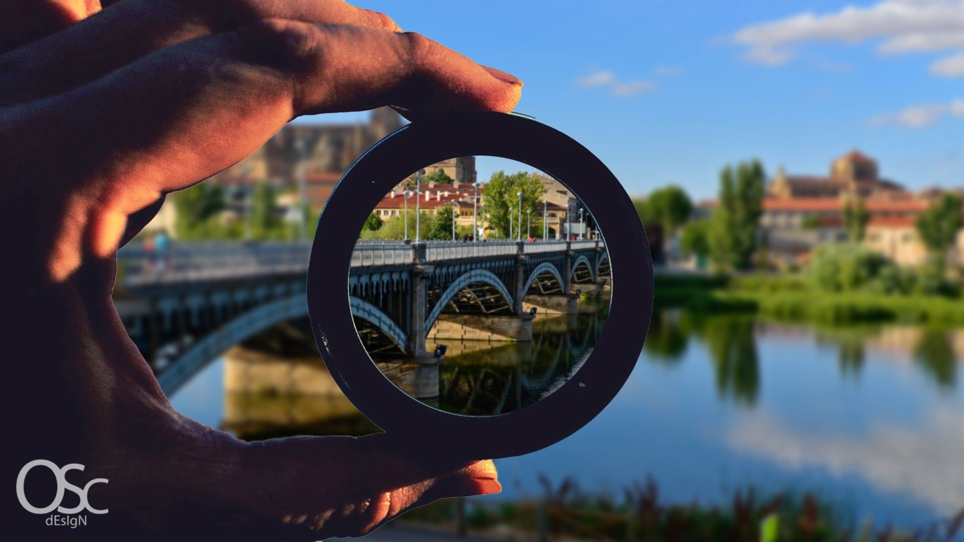 Lente de cámara negra redonda, puente, salamanca (ciudad), España, paisaje urbano