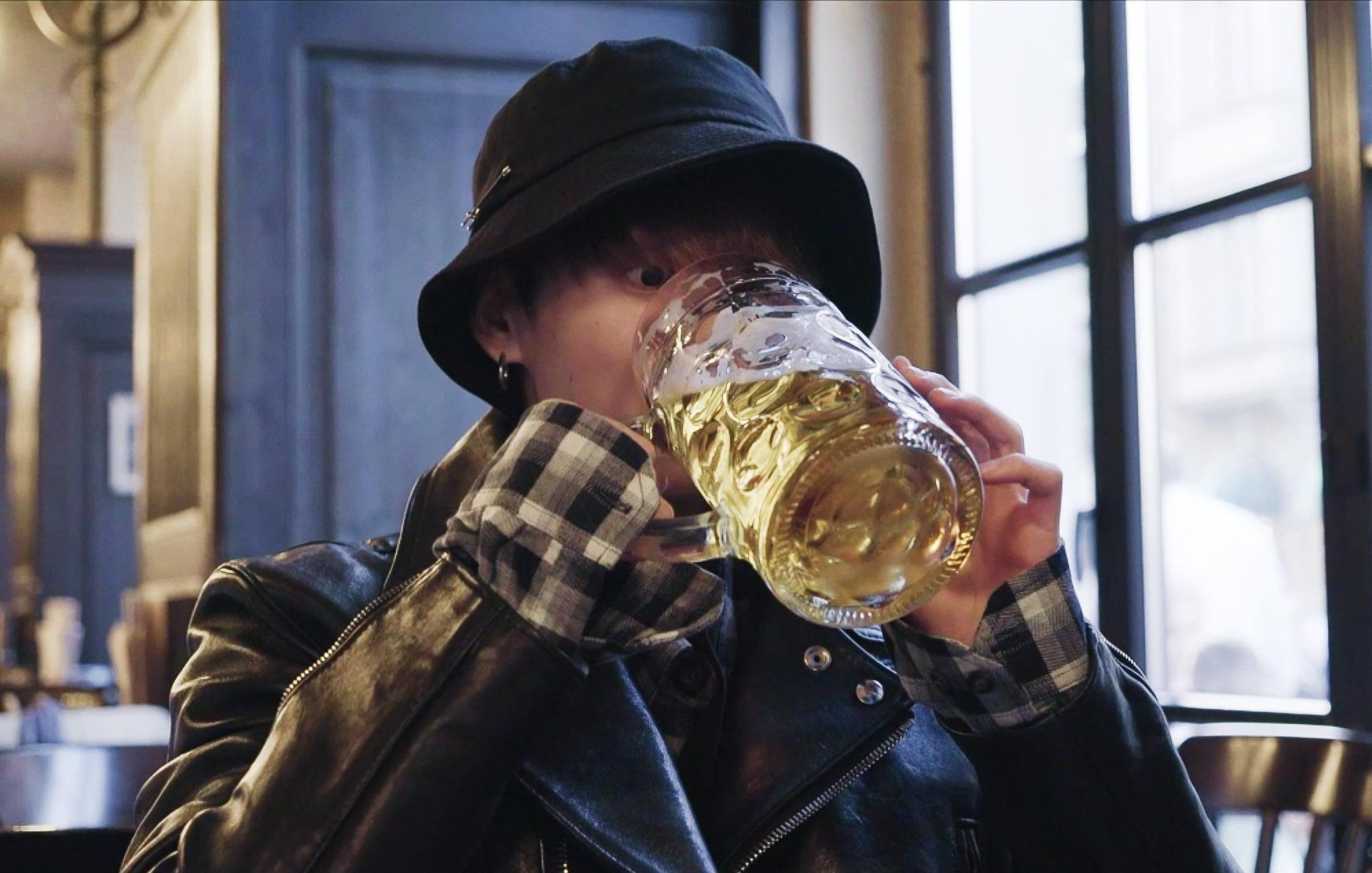 Fondo de pantalla de  2048x1304