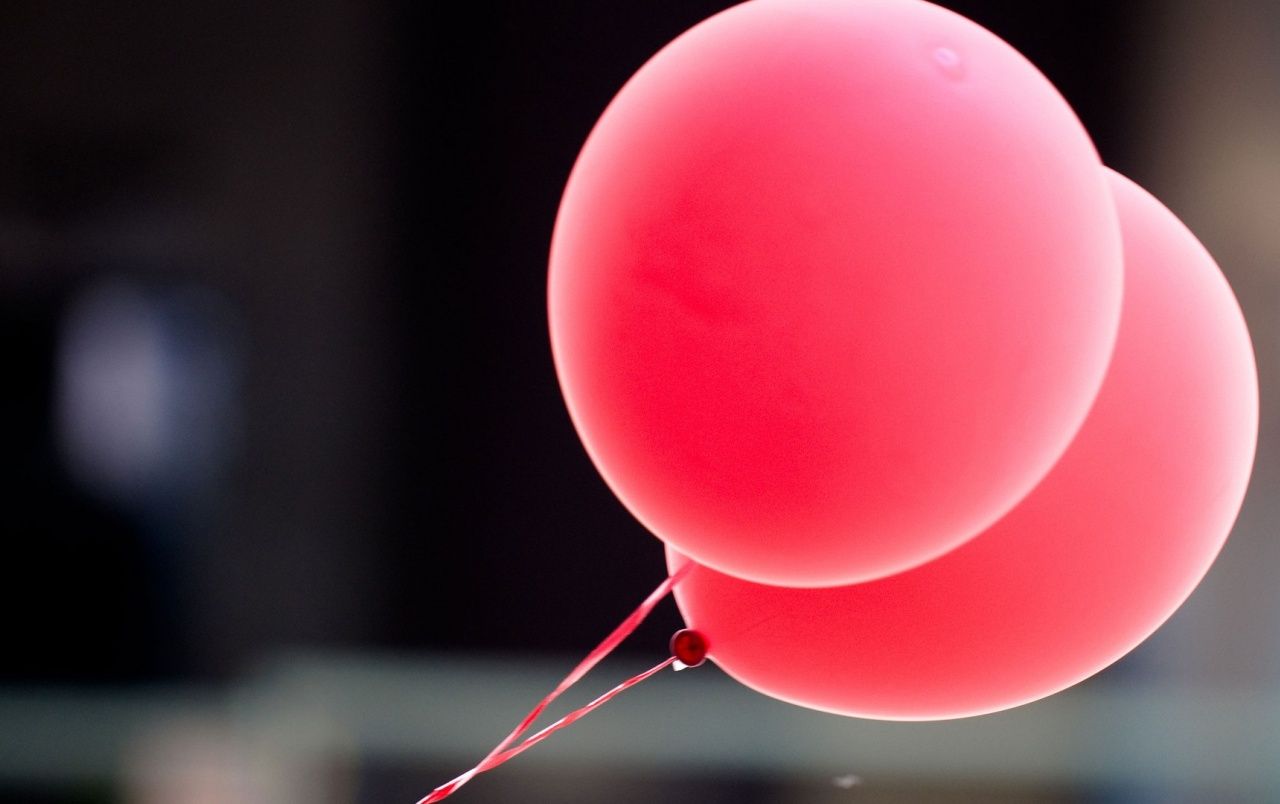 Globos rojos fondos de pantalla | Globos rojos fotos gratis