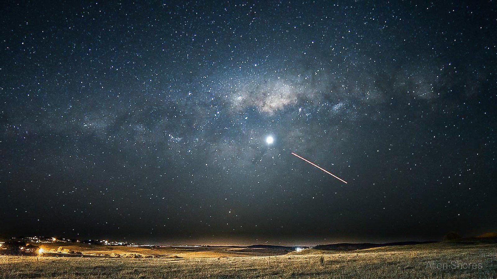 Fondo de pantalla de  1600x900